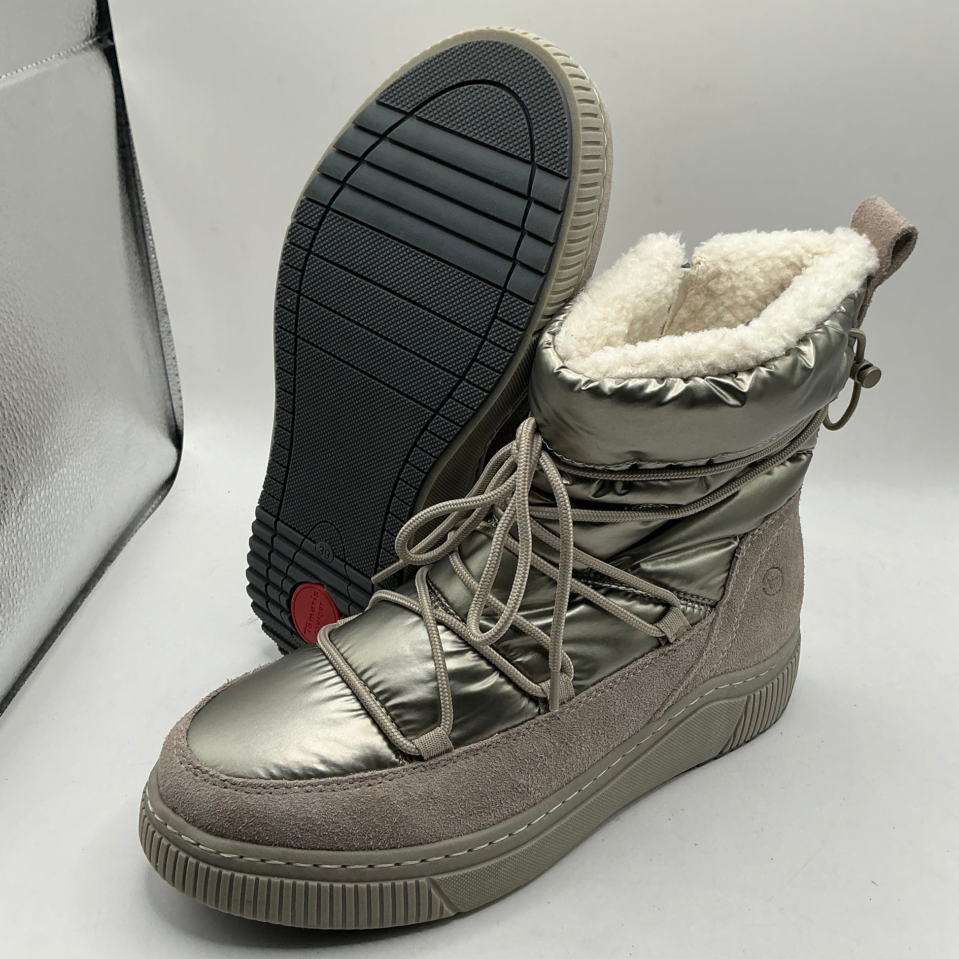 Tamaris light grey/metalic winter boots