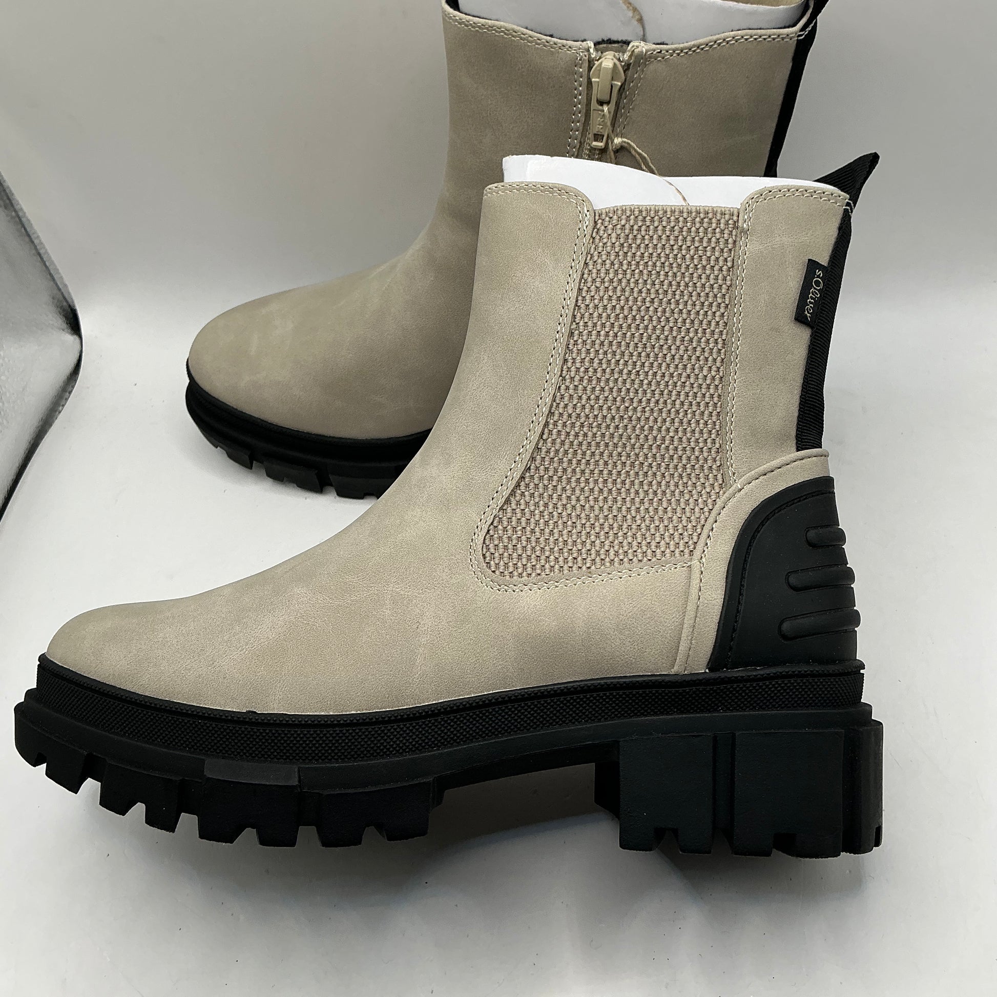 S.Oliver light beige ankle boots
