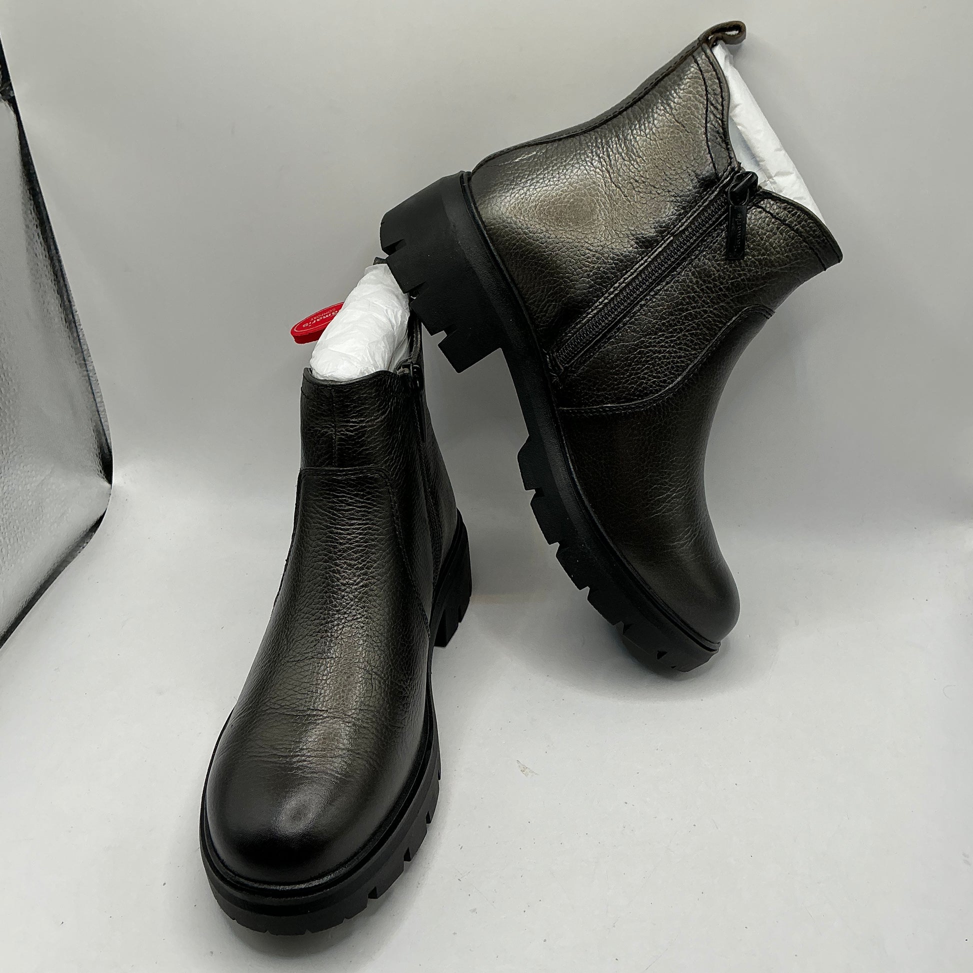 Tamaris comfort pewter leather chunky ankle boots