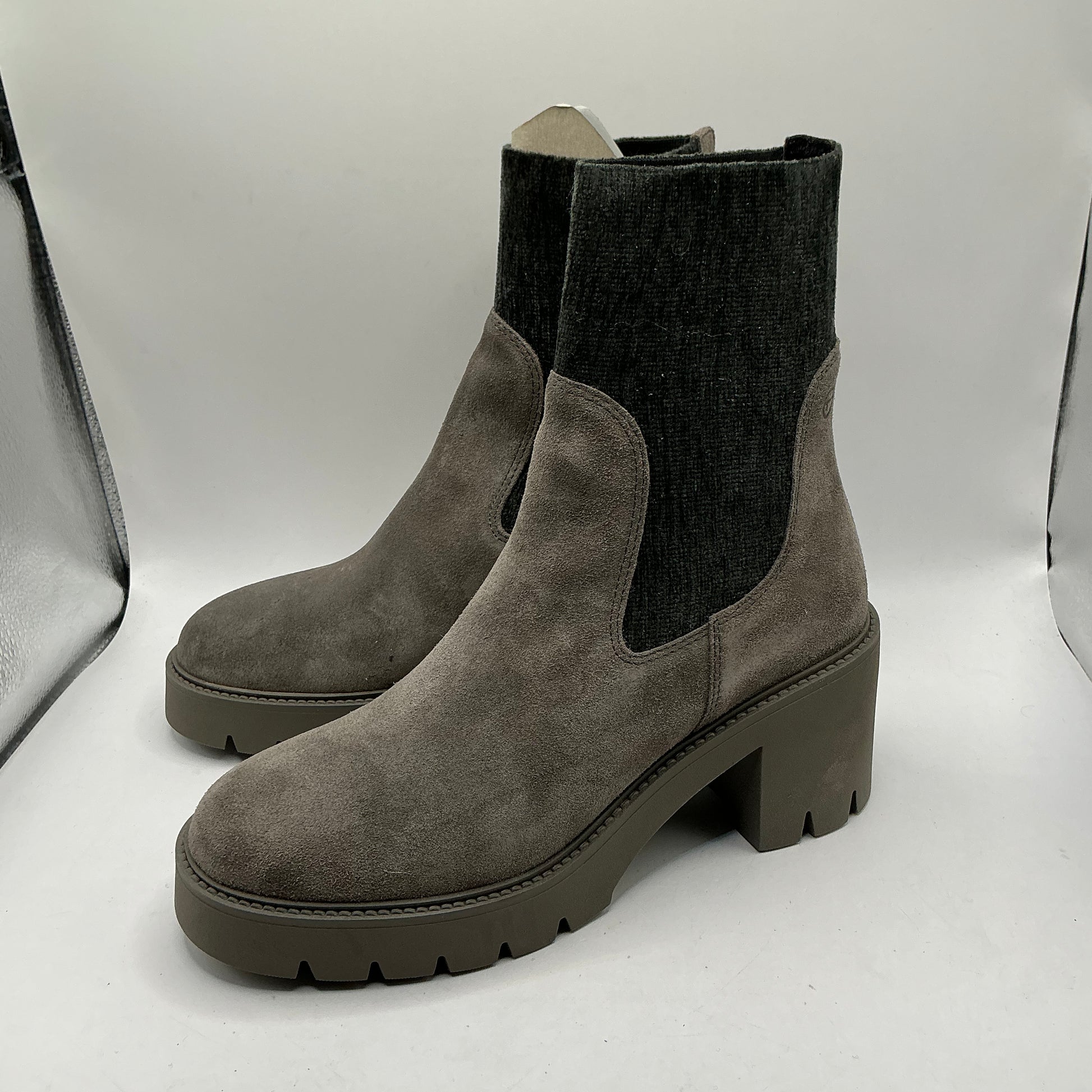 Tamaris comfort chunky grey suede boot with elasticated fabric ankle cuff
