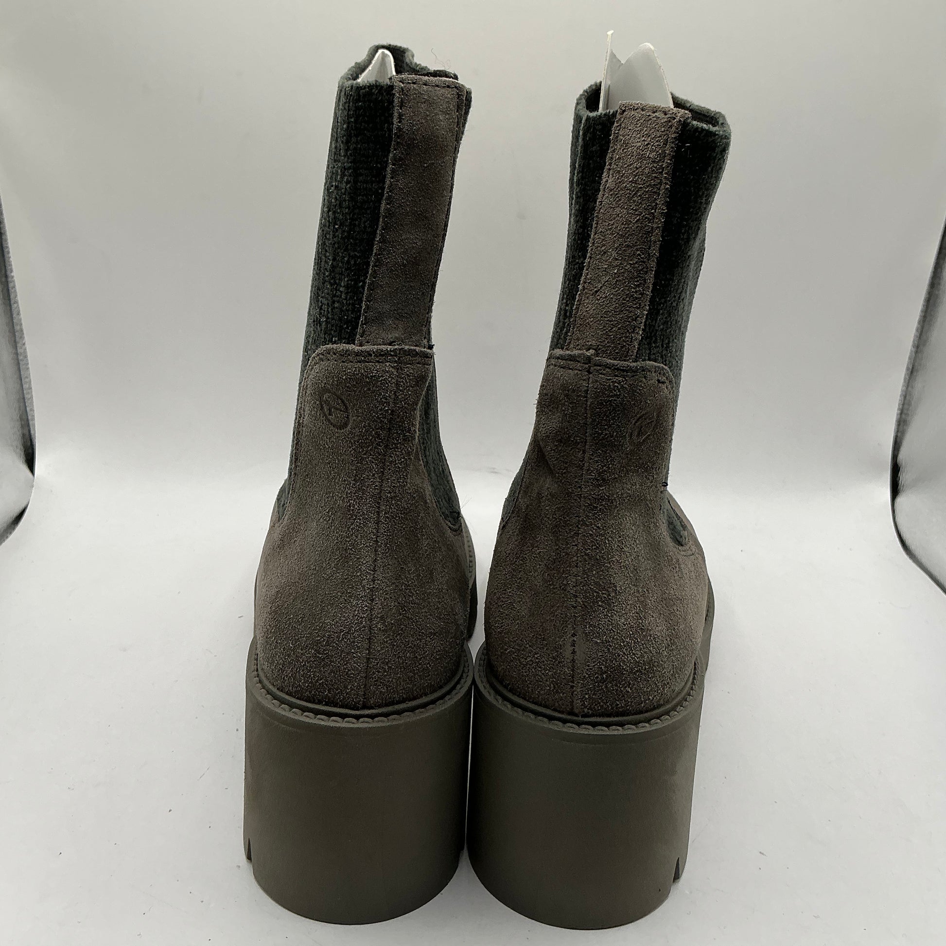 Tamaris comfort chunky grey suede boot with elasticated fabric ankle cuff