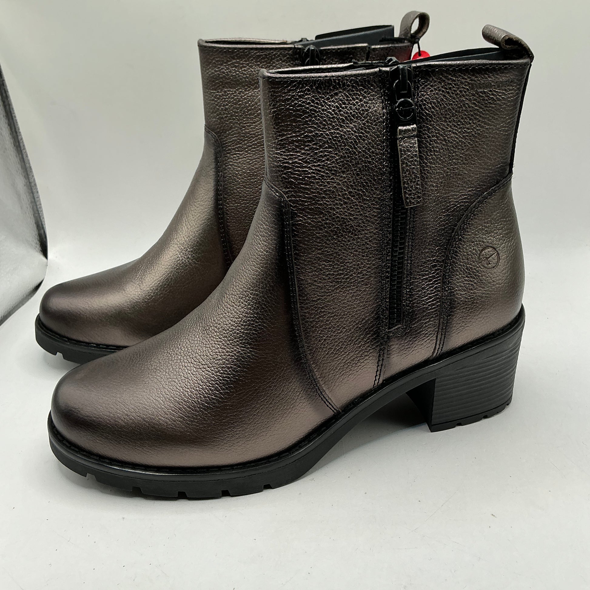 Tamaris comfort pewter mid heel leather ankle boots