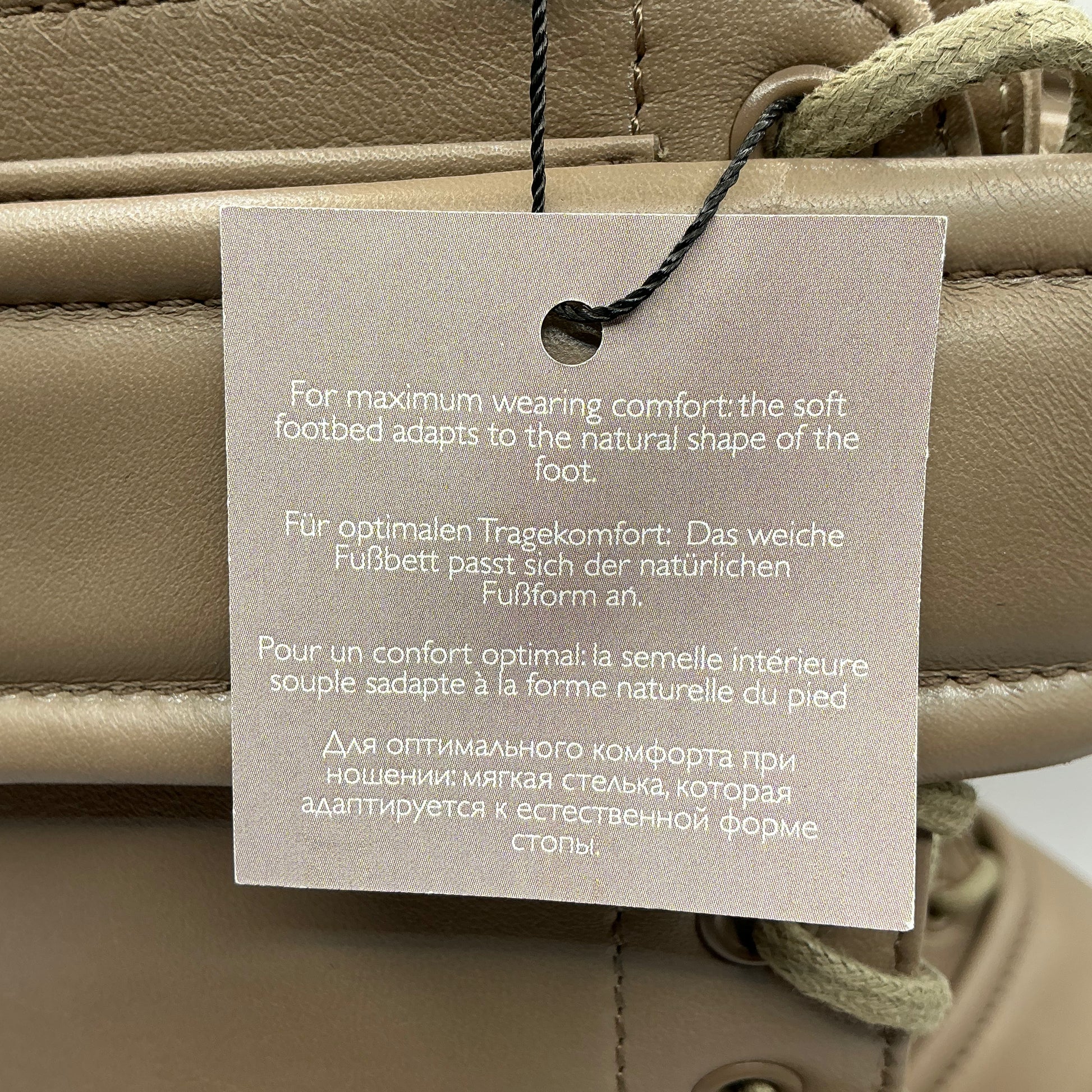 Tamaris Newd neutral coloured leather combat boots