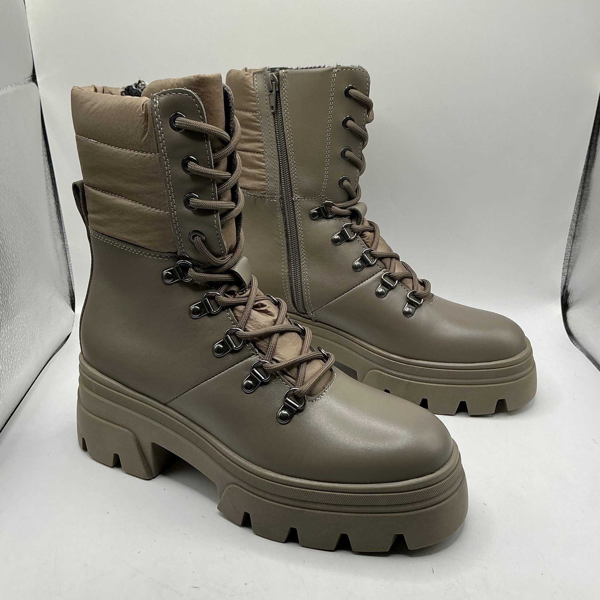 Tamaris sage leather chunky walking style boots