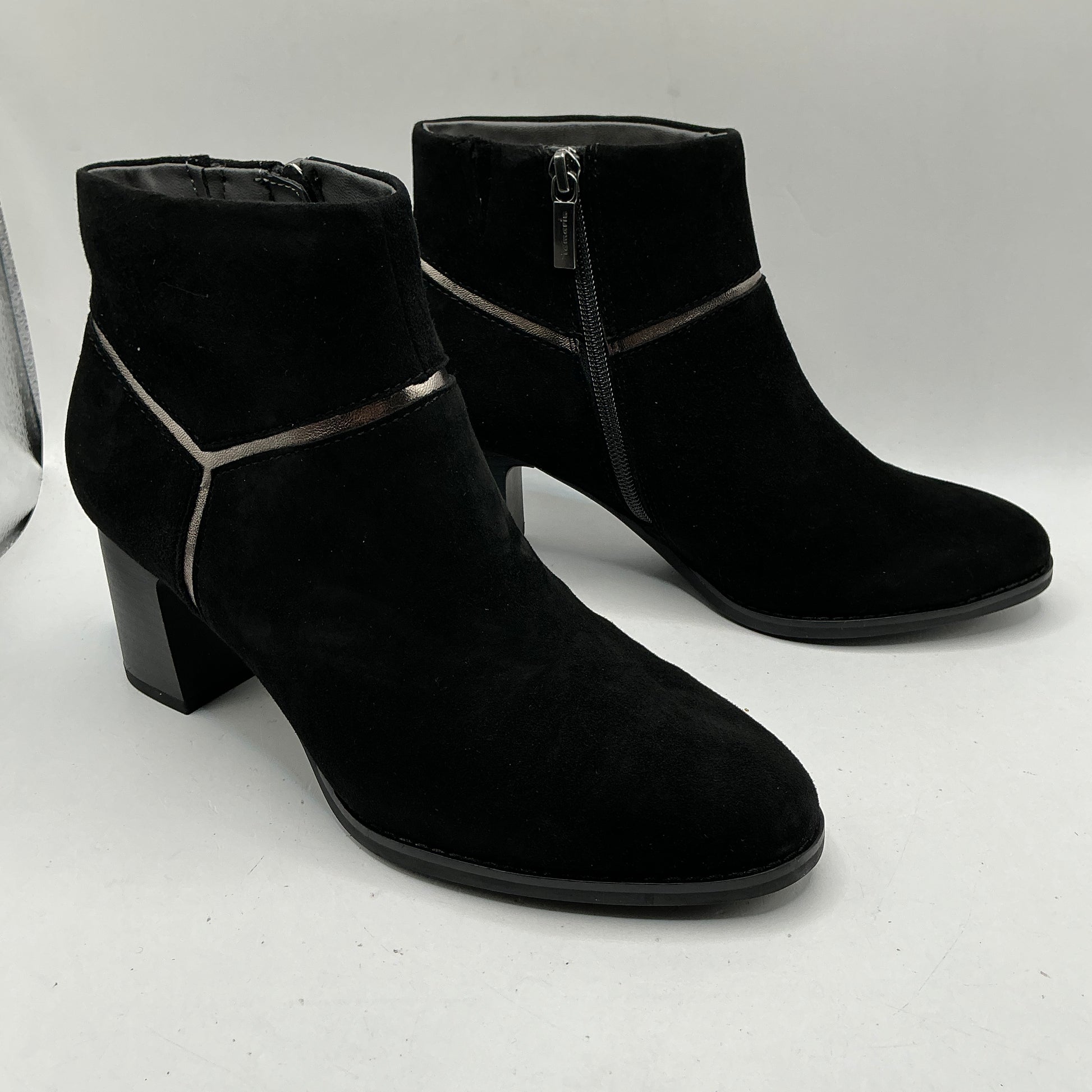 Tamaris comfort Anthracite mid heel suede ankle boots