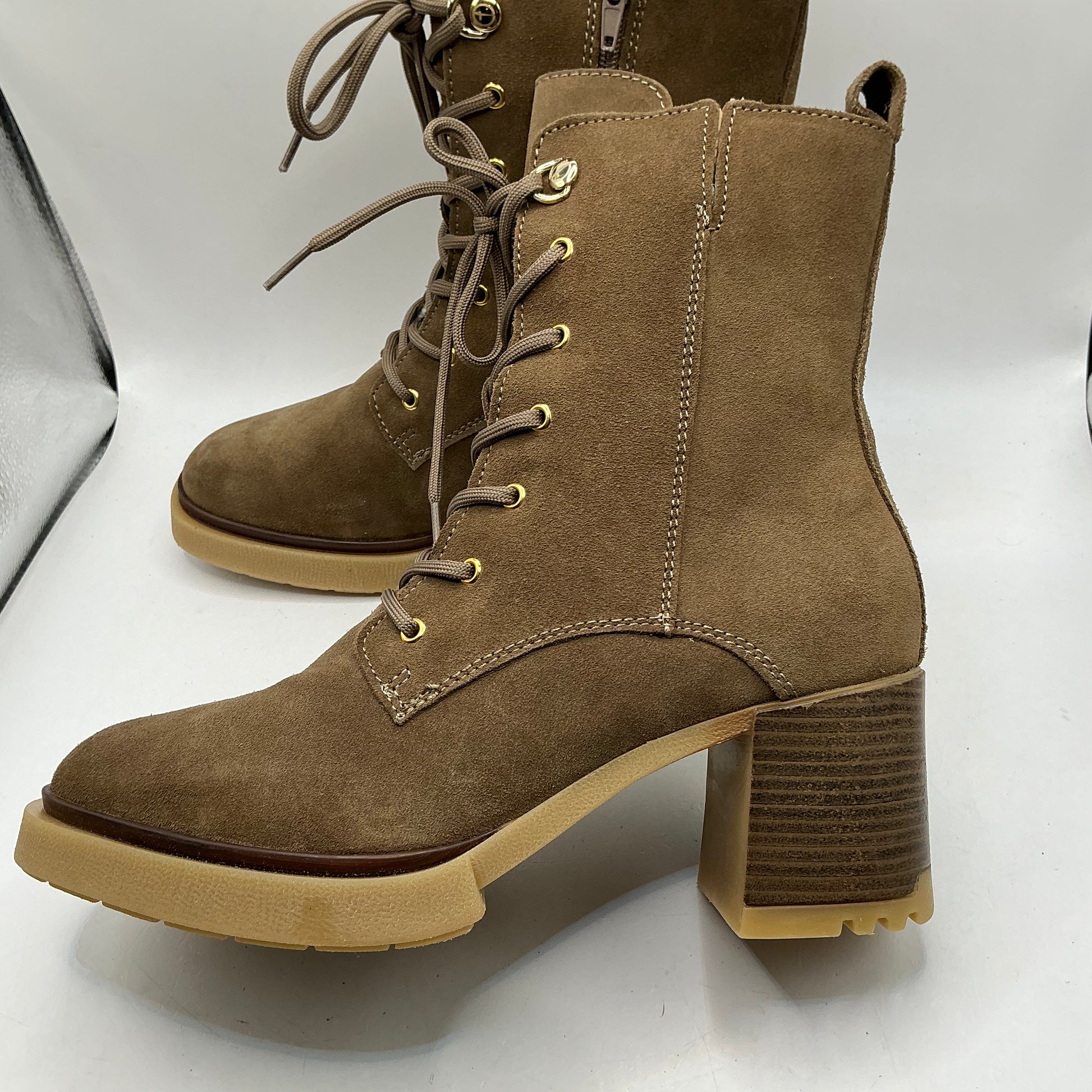 Tamaris Cigar suede ankle boots with chunky heel