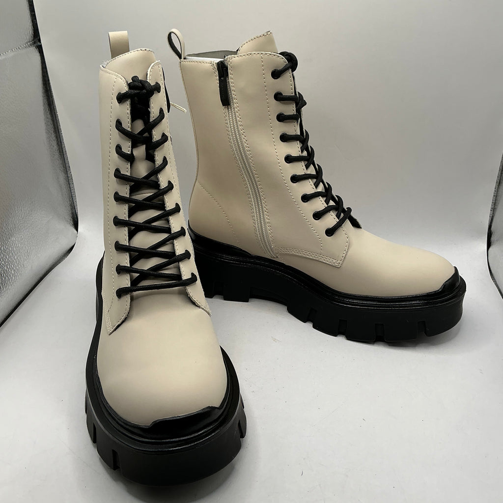 Tamaris faux leather chunky ivory boots
