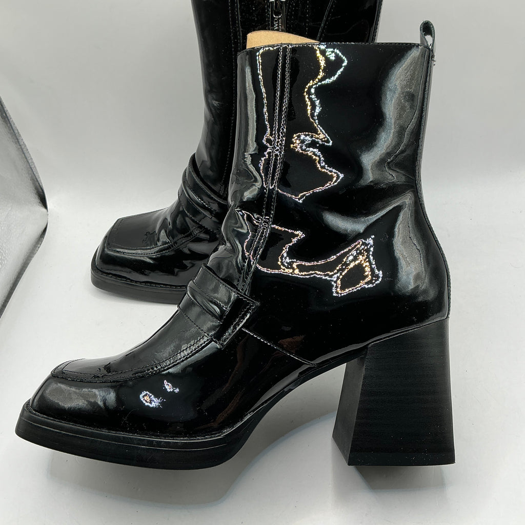 Newd Tamaris patent leather ankle boots
