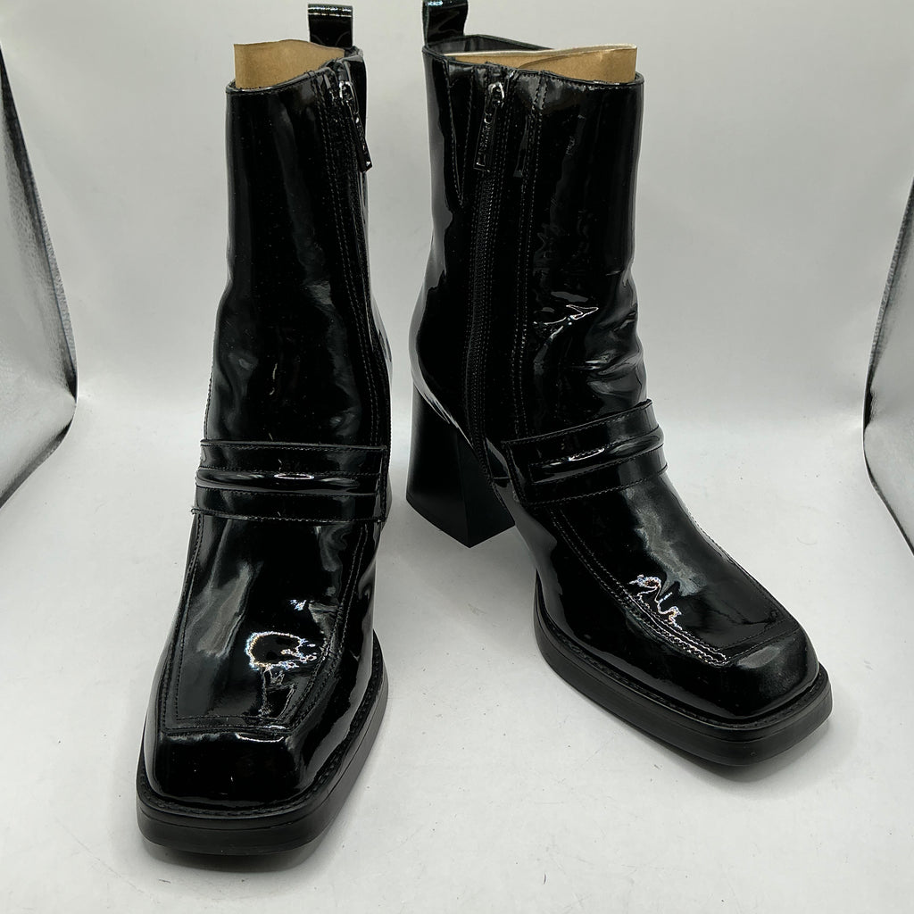Newd Tamaris patent leather ankle boots