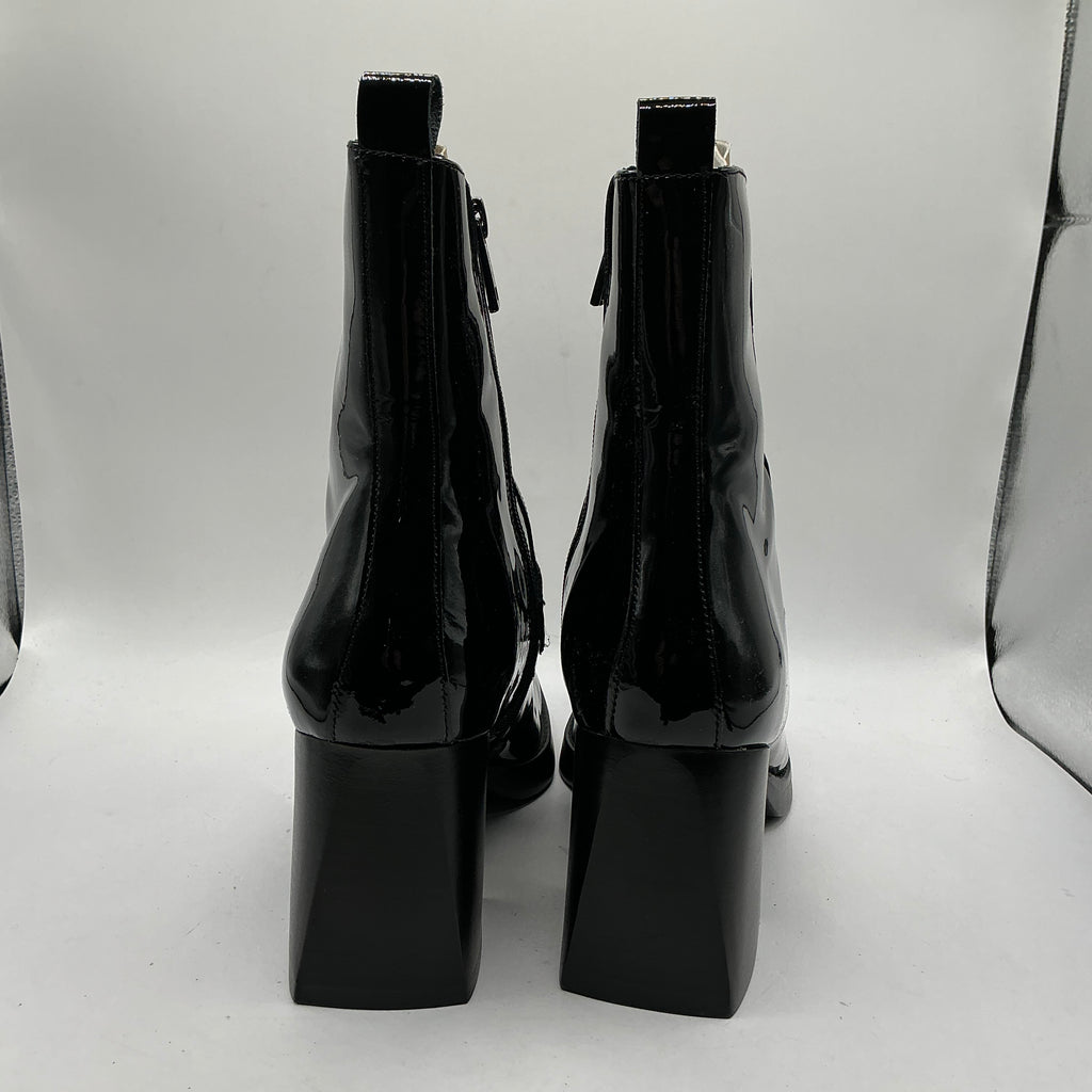 Newd Tamaris patent leather ankle boots