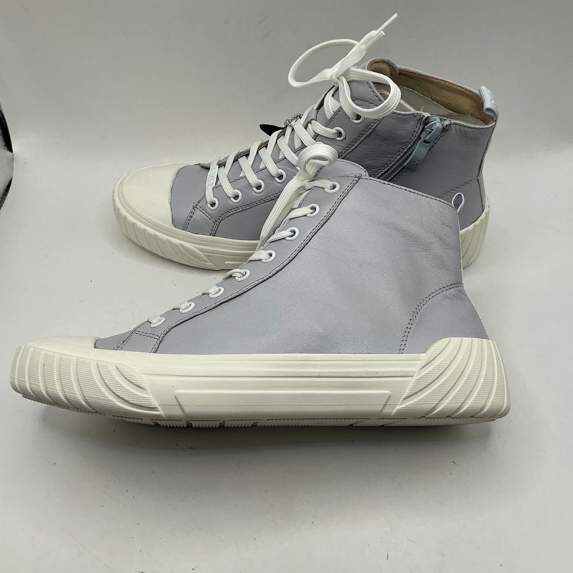 Caprice Light blue pearl leather ankle boot trainers