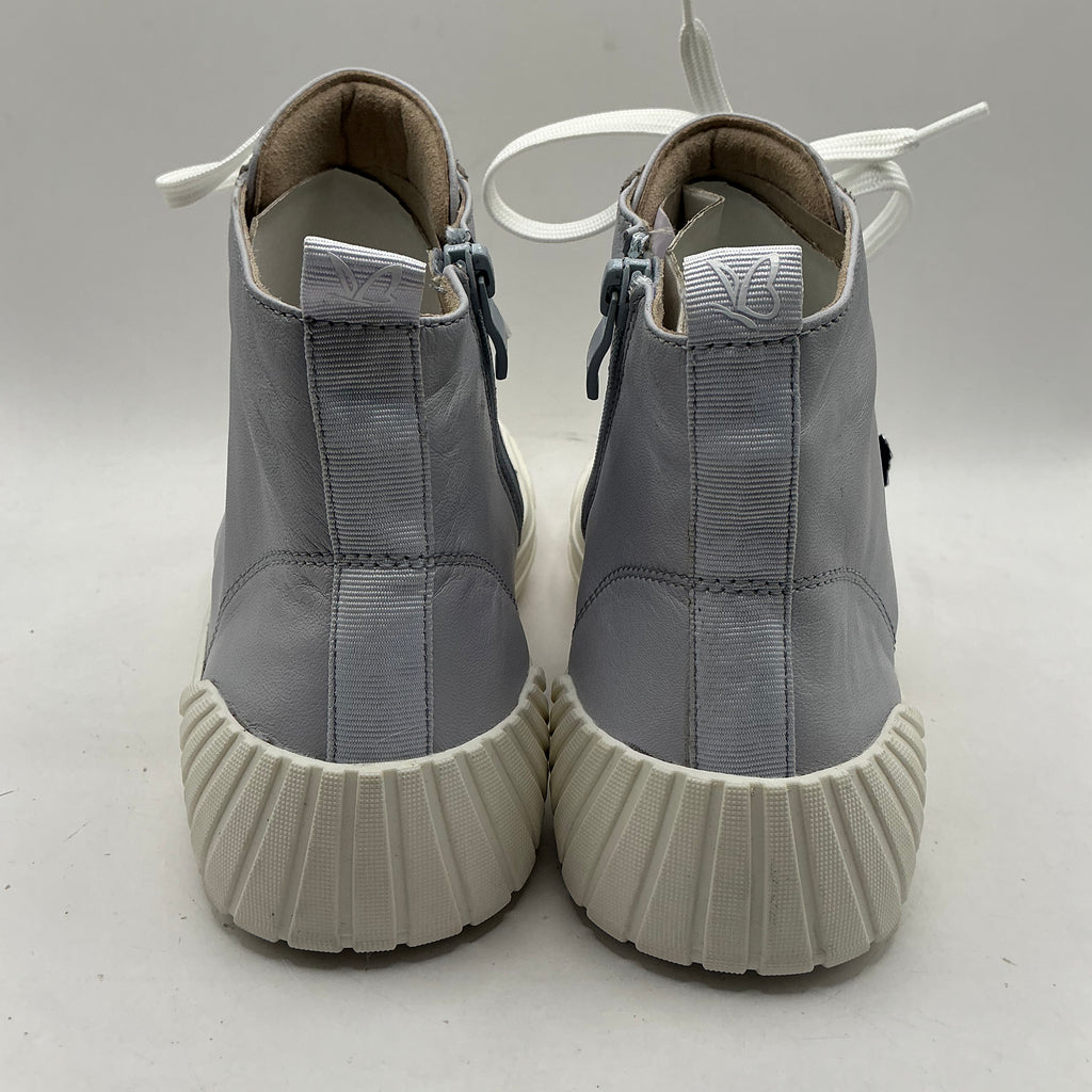 Caprice Light blue pearl leather ankle boot trainers