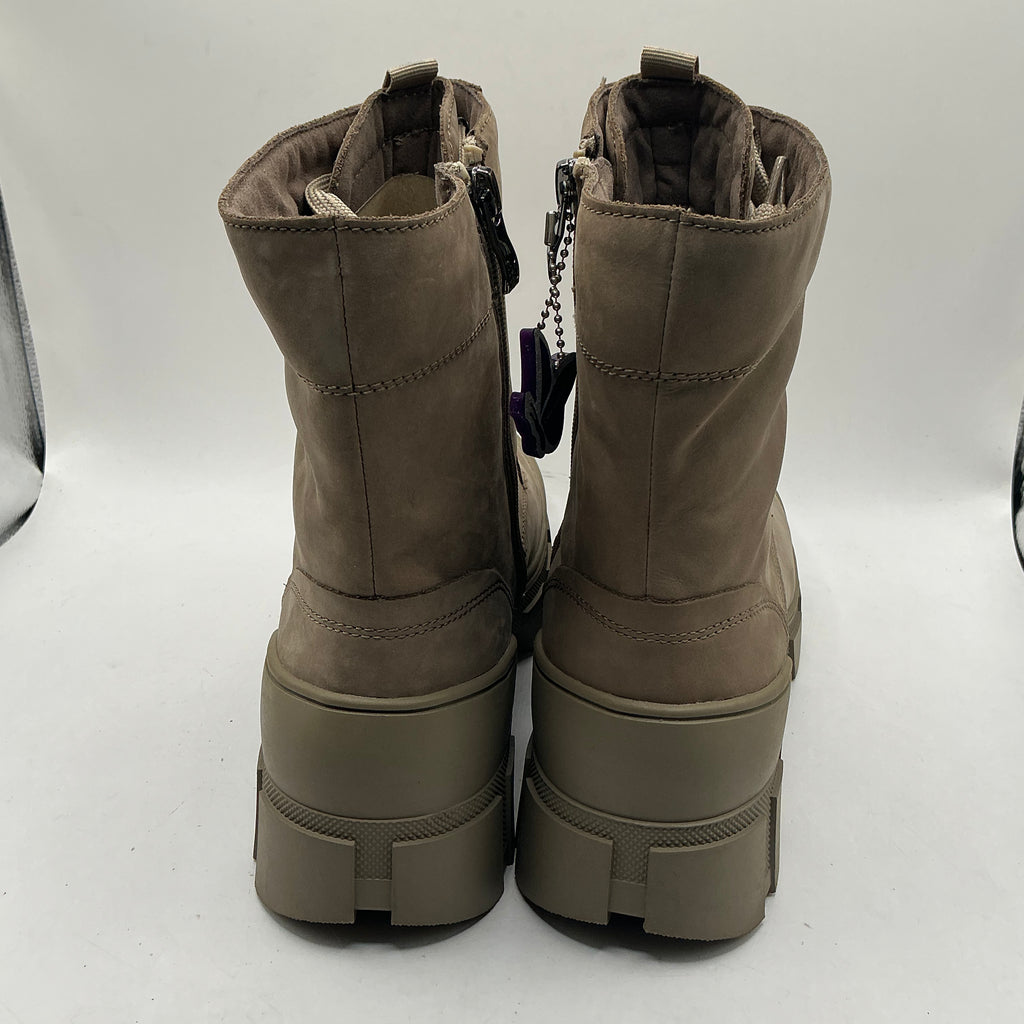 Caprice, Mud Nubuck  woolly lined ankle boots