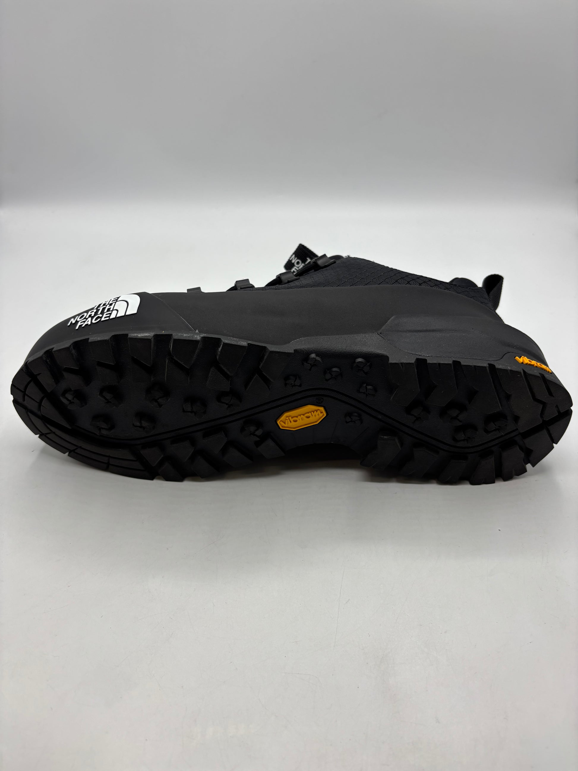The North Face Glenclyffe Low (size 7)