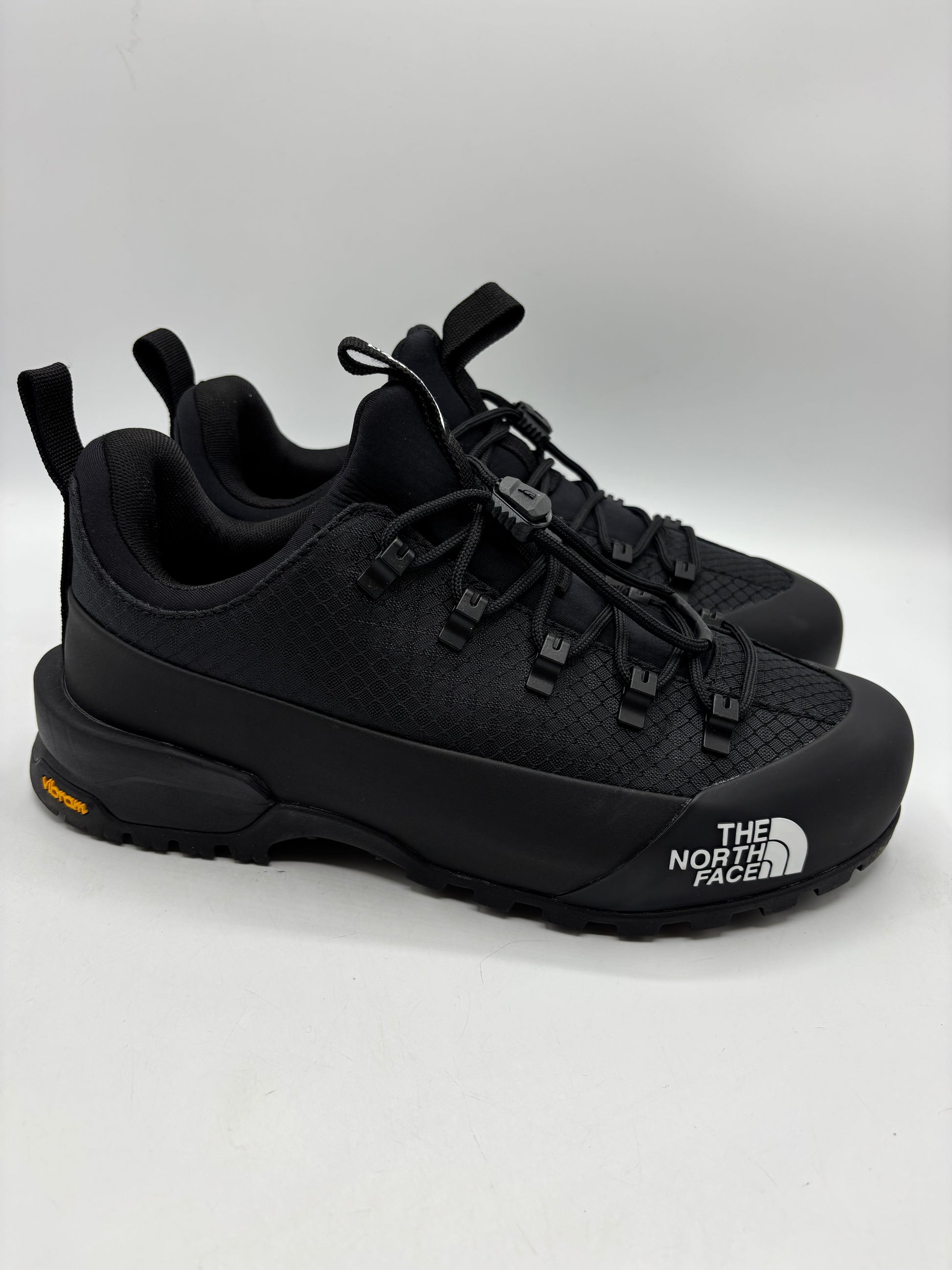 The North Face Glenclyffe Low (size 7)