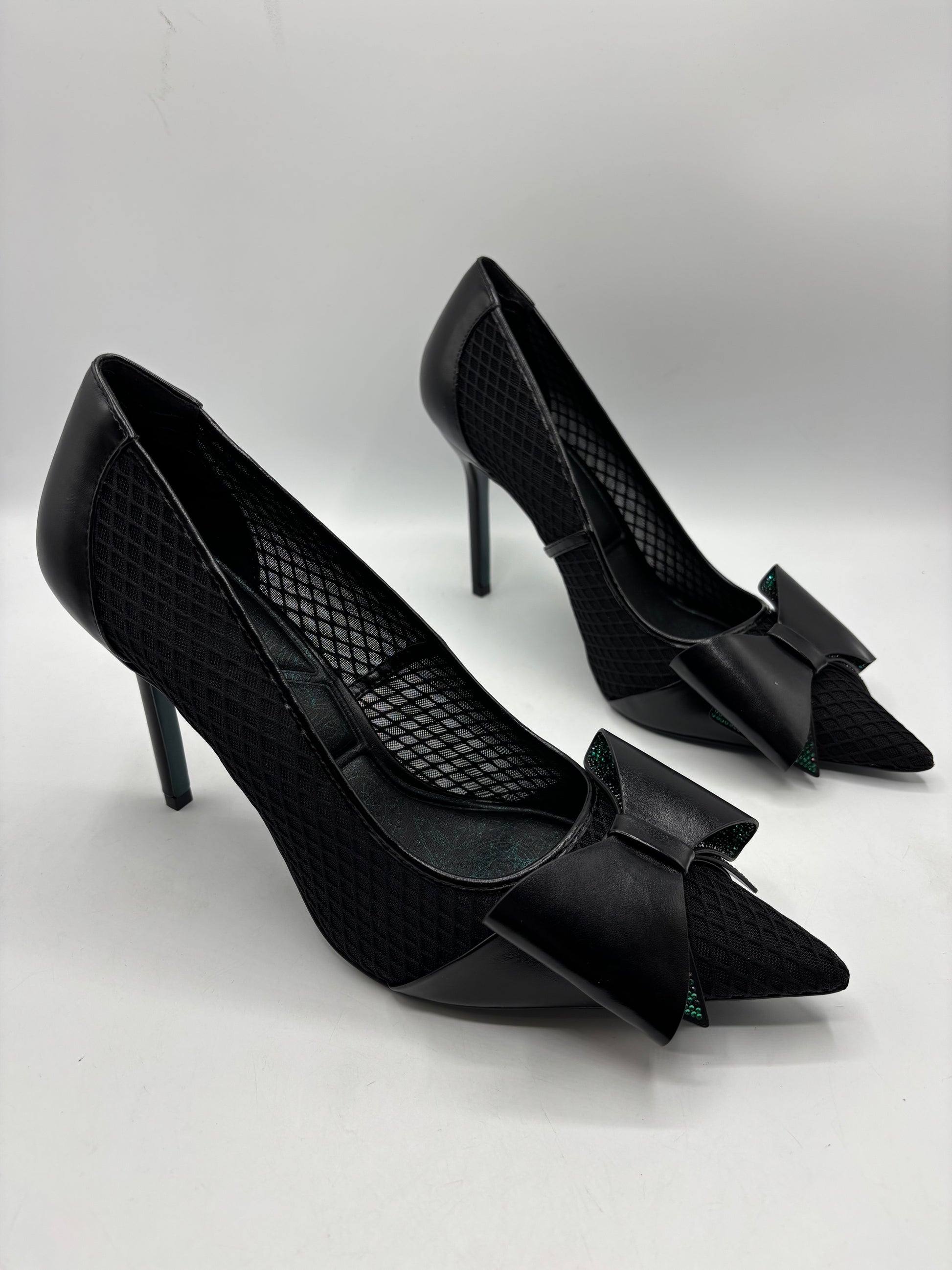 Aldo X Wicked Defygravity pumps with a bow detail ( size 6&9.5 )