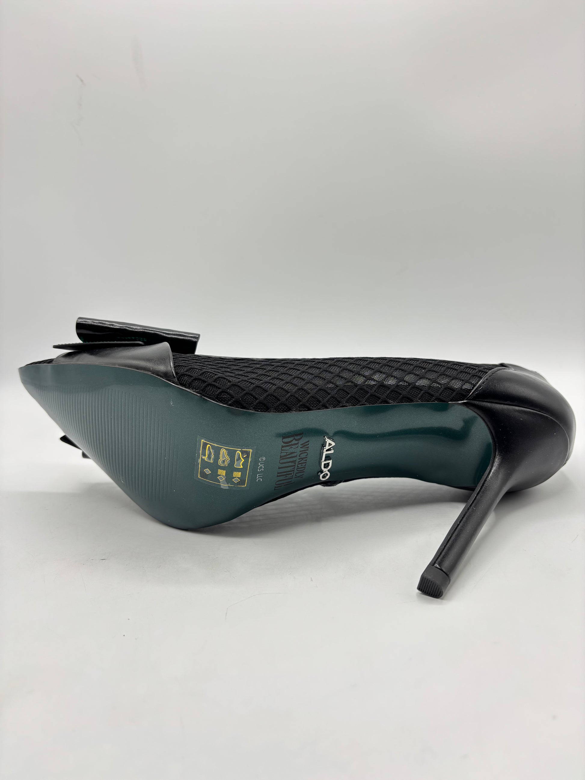Aldo X Wicked Defygravity pumps with a bow detail ( size 6&9.5 )