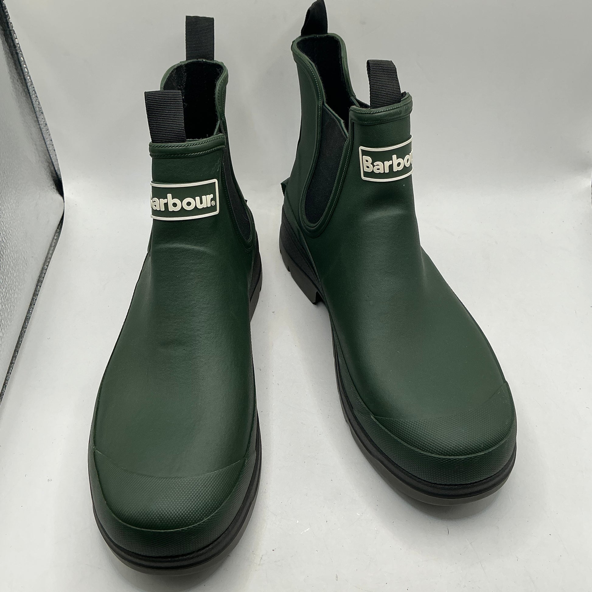 Barbour “nimbus” mens green Chelsea wellington boots