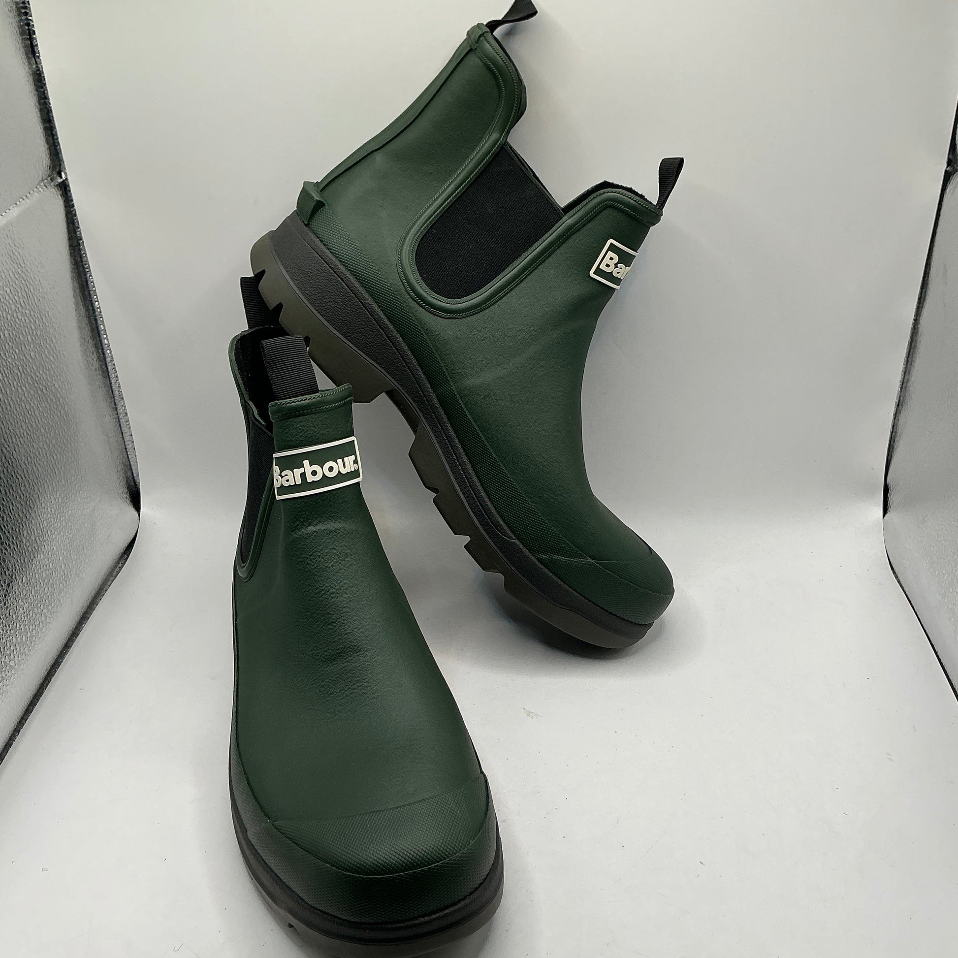 Barbour “nimbus” mens green Chelsea wellington boots