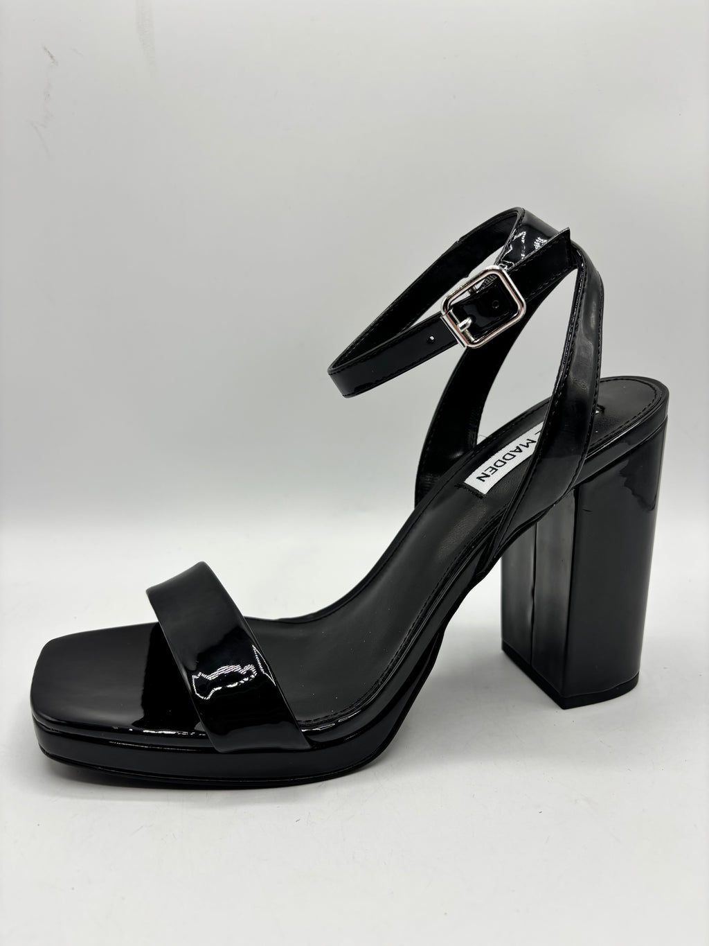 STEVE MADDEN black patent, block high heel, square toe heels, size 7