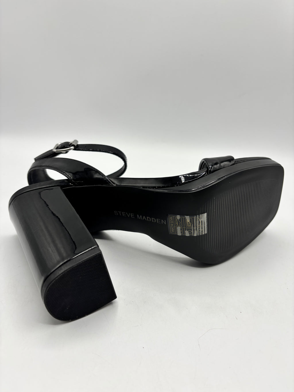 STEVE MADDEN black patent, block high heel, square toe heels, size 7