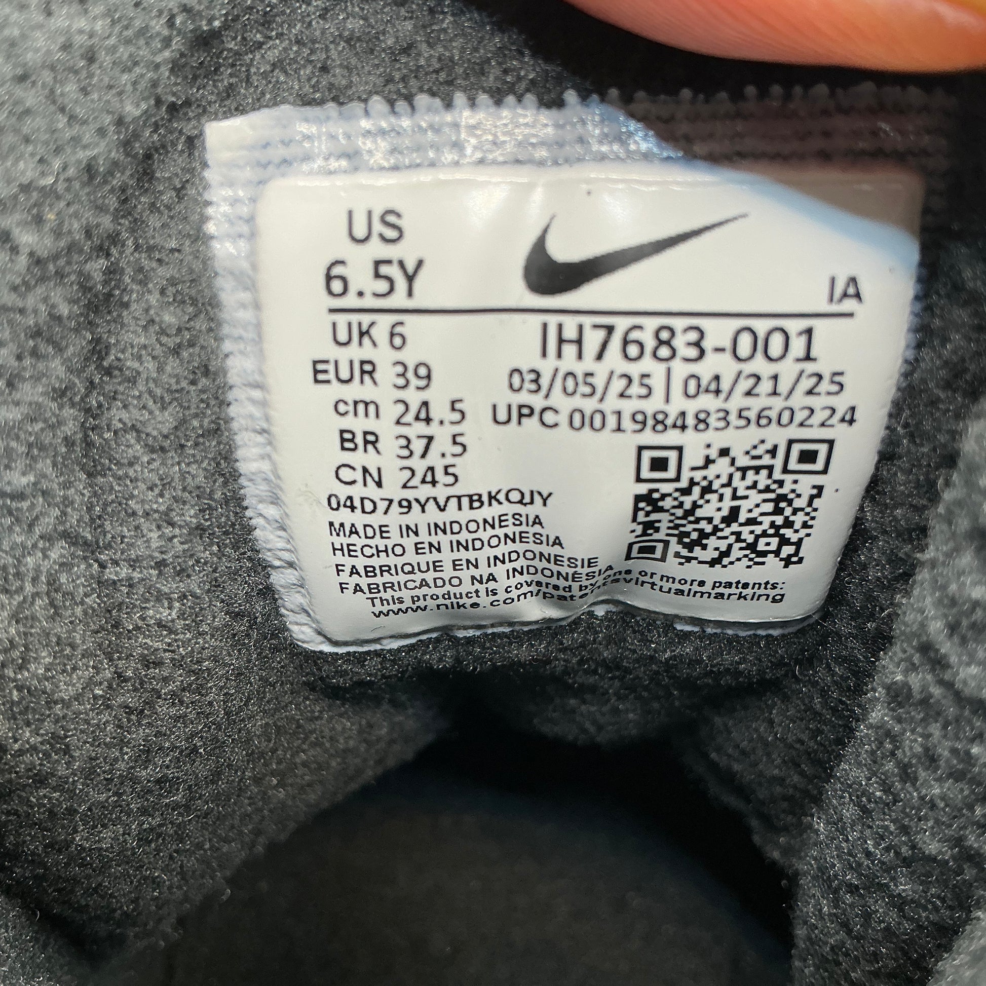 Nike Sportswear
TERRASCOUT UNISEX - High-top trainers