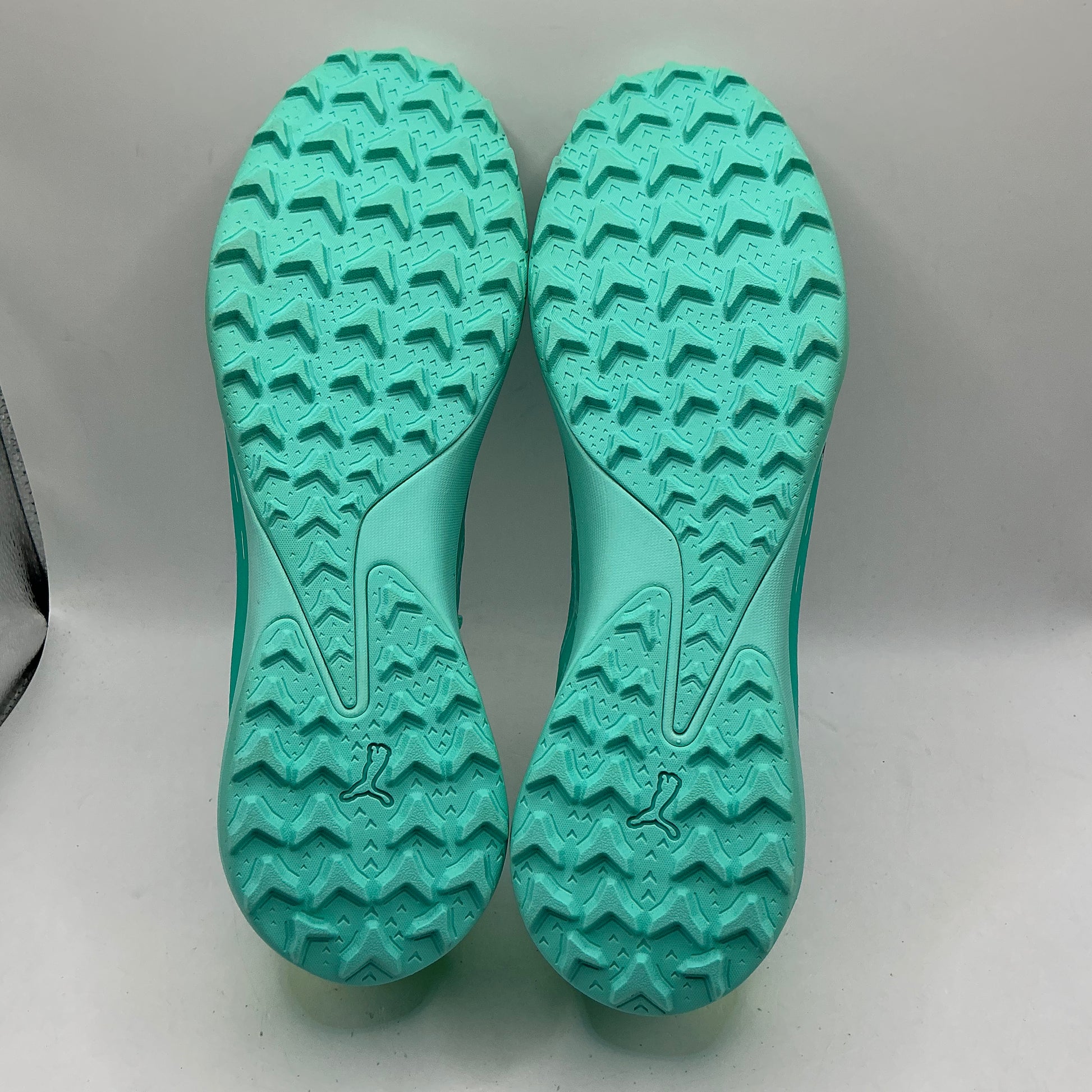 Puma Ultra Ultimate Cage Astro Turf Football boots