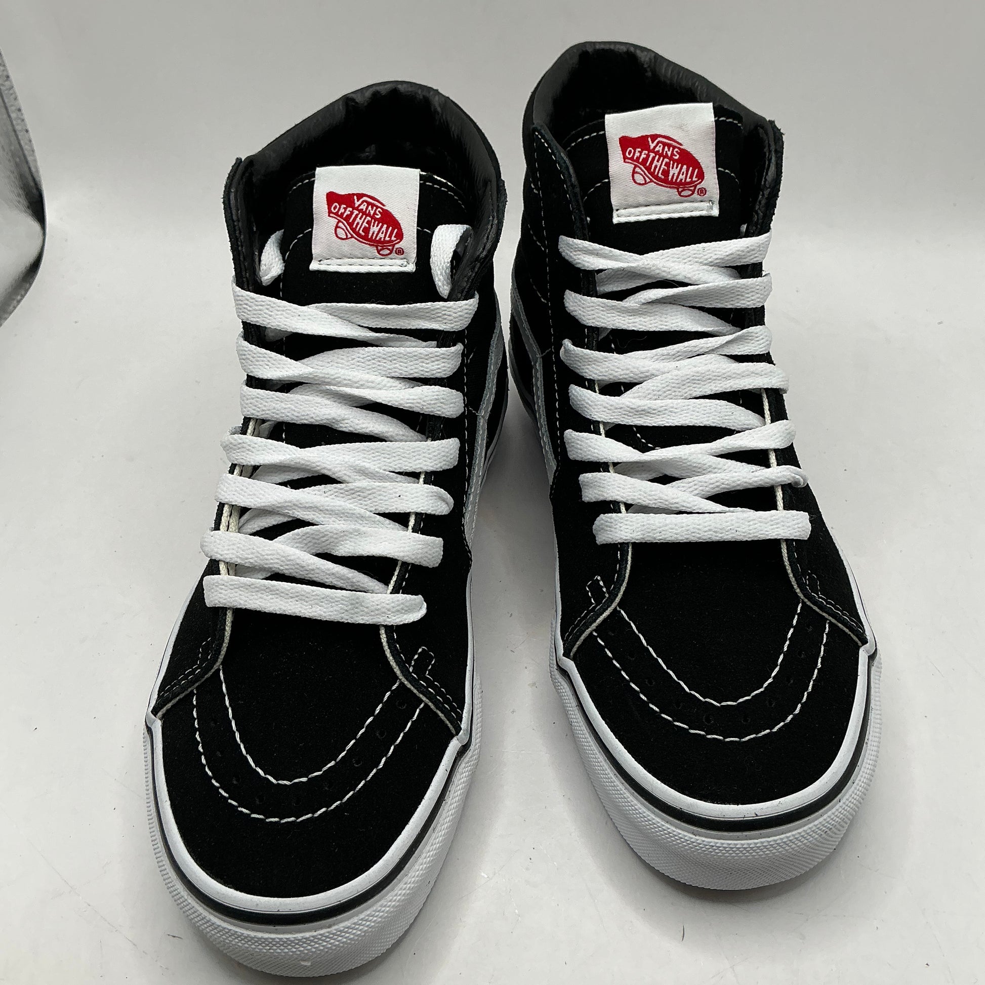 Vans
Sk8-Hi in Black & White