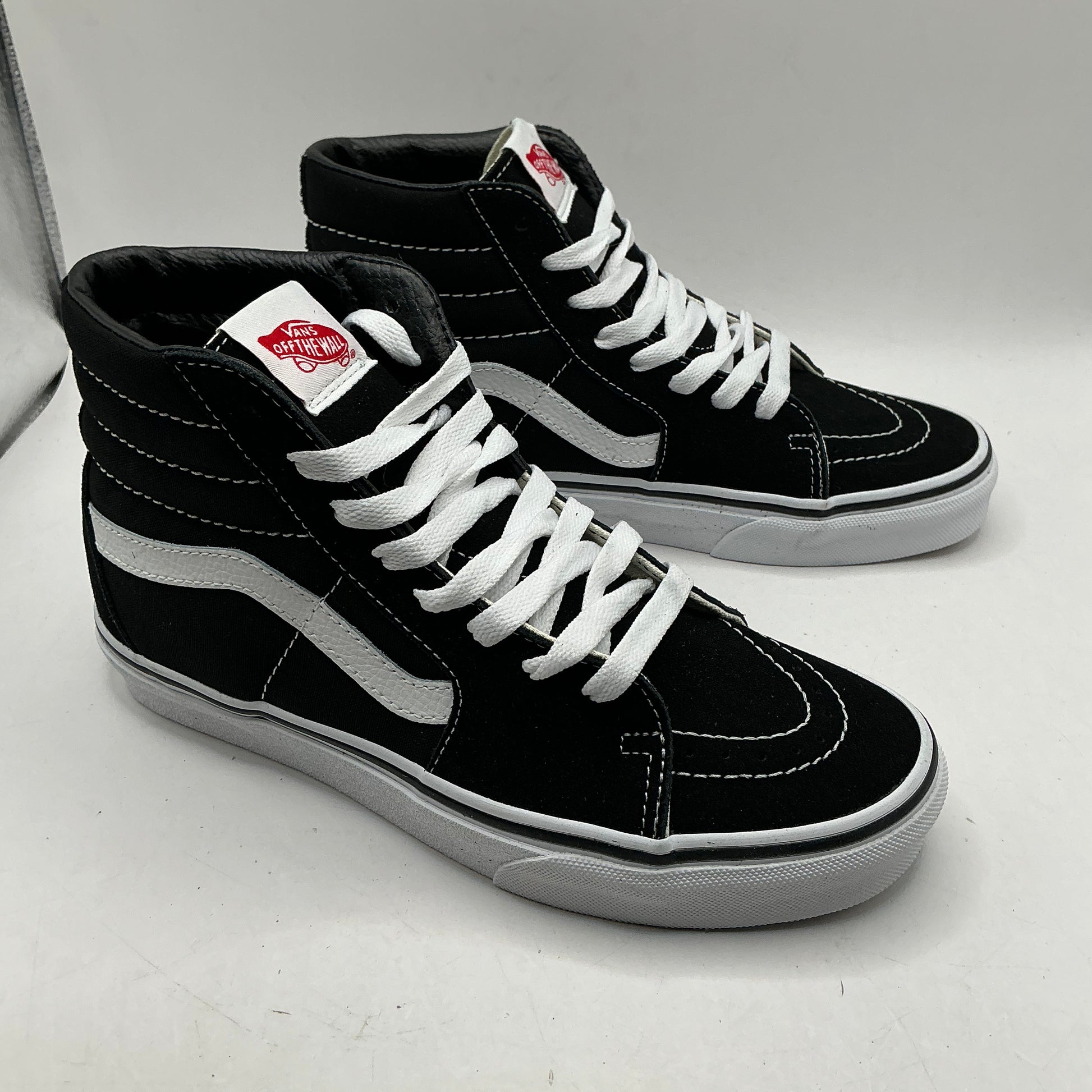 Vans
Sk8-Hi in Black & White