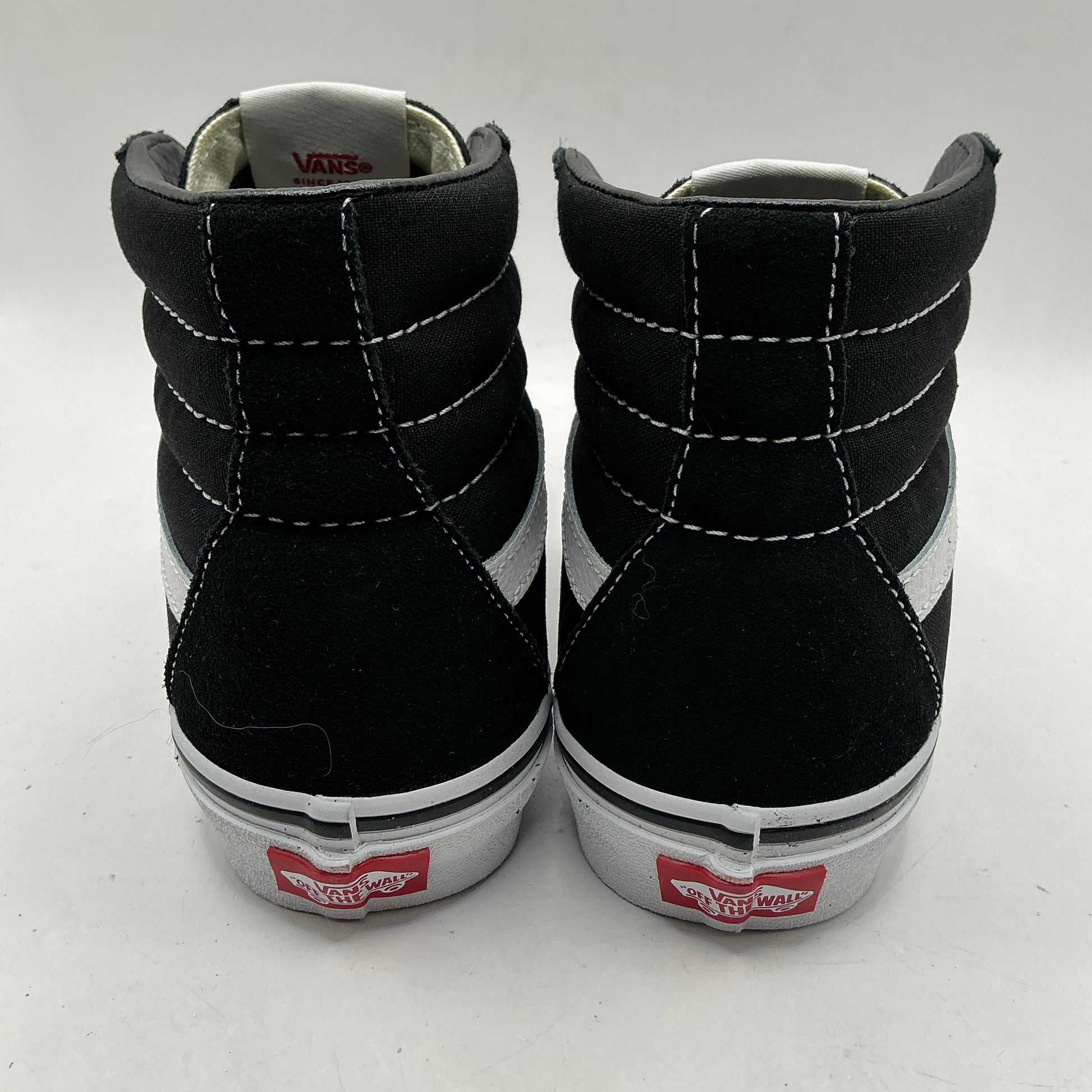 Vans
Sk8-Hi in Black & White