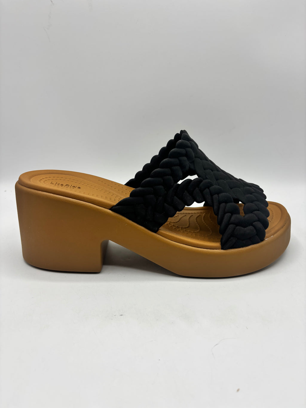 Womens Crocs Brooklyn Woven Slide Heel sandals in black (size 9)