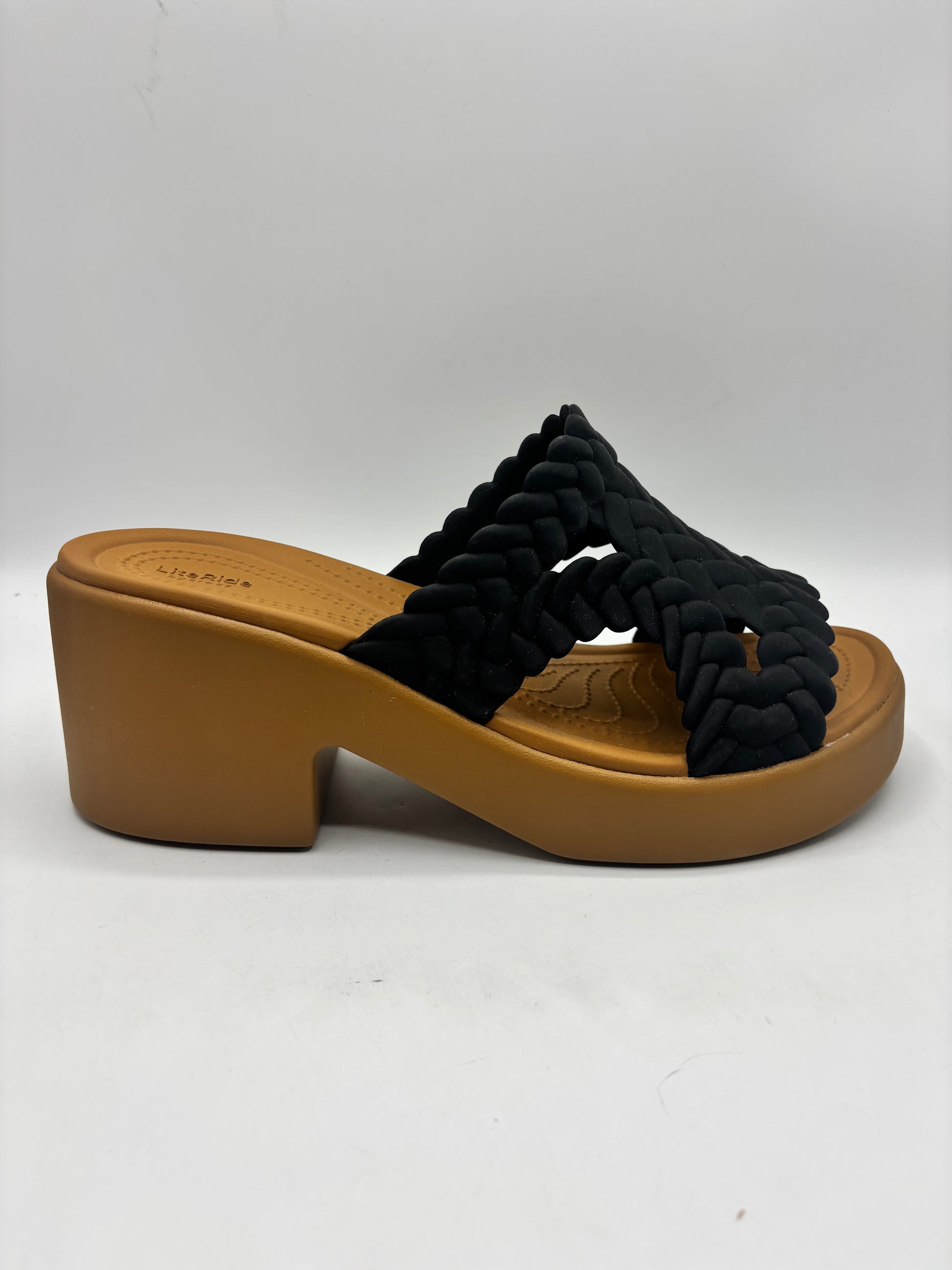 Womens Crocs Brooklyn Woven Slide Heel sandals in black (size 9)