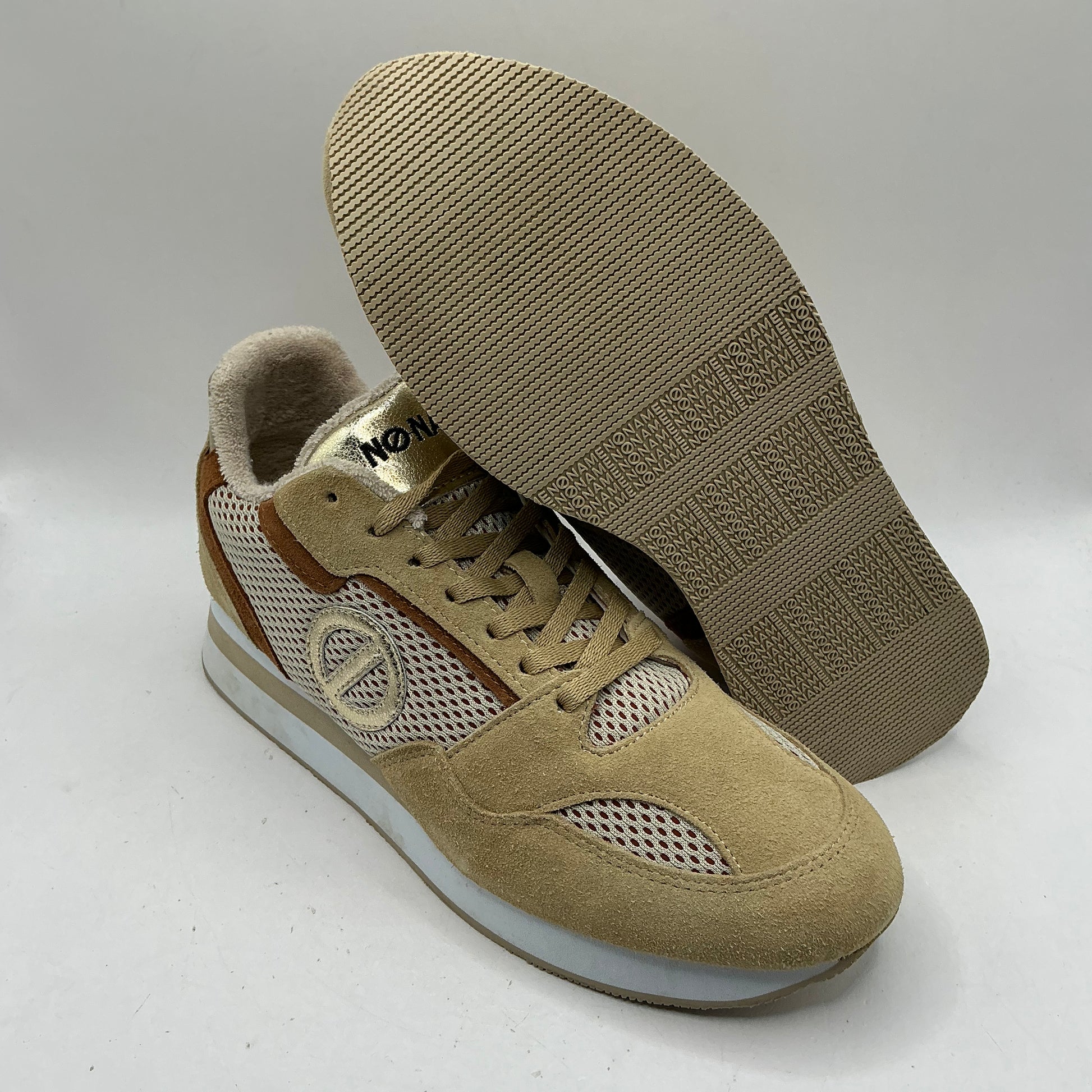 No Name, Parko Runner trainers