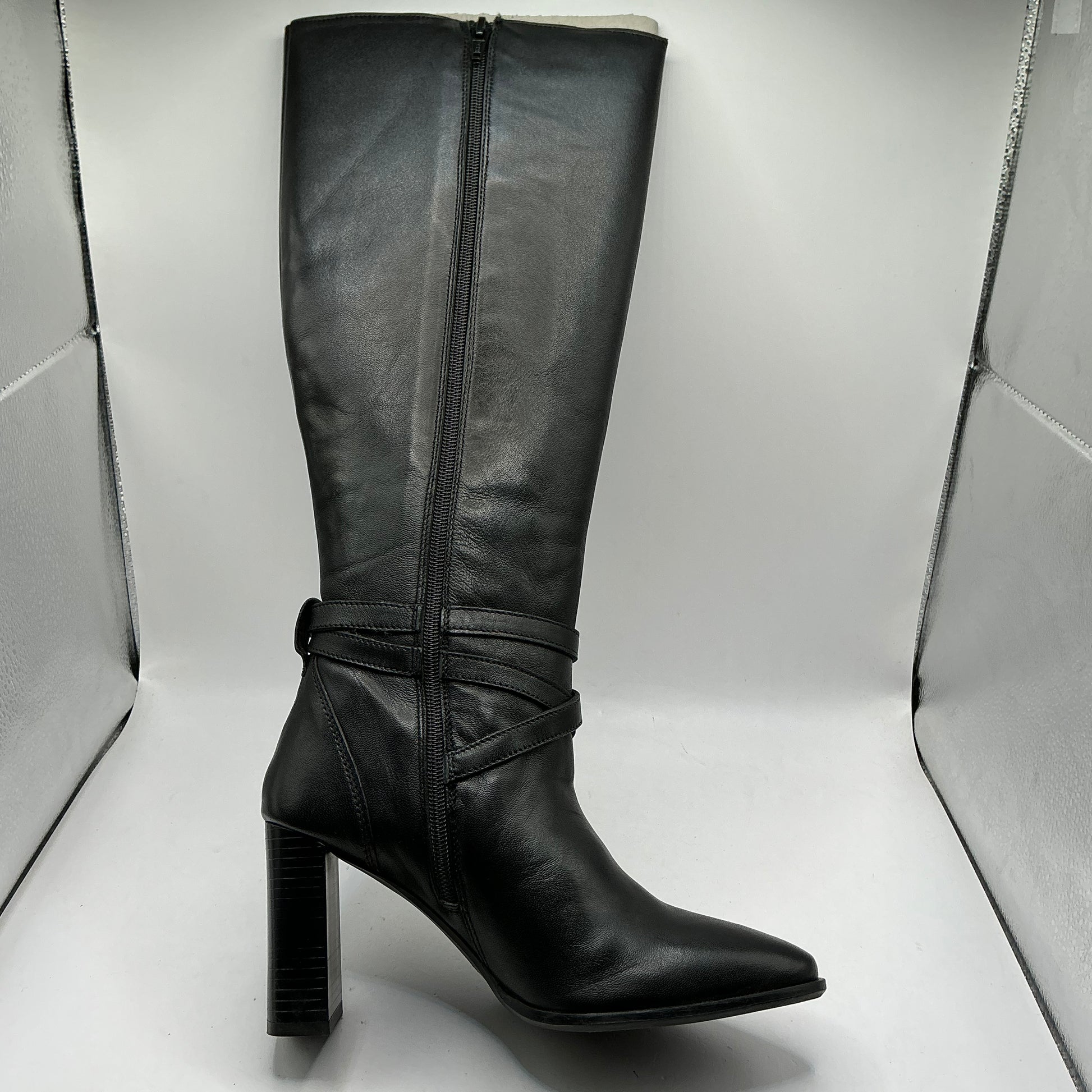 Karen Millen Heeled black leather knee boots with buckle detail