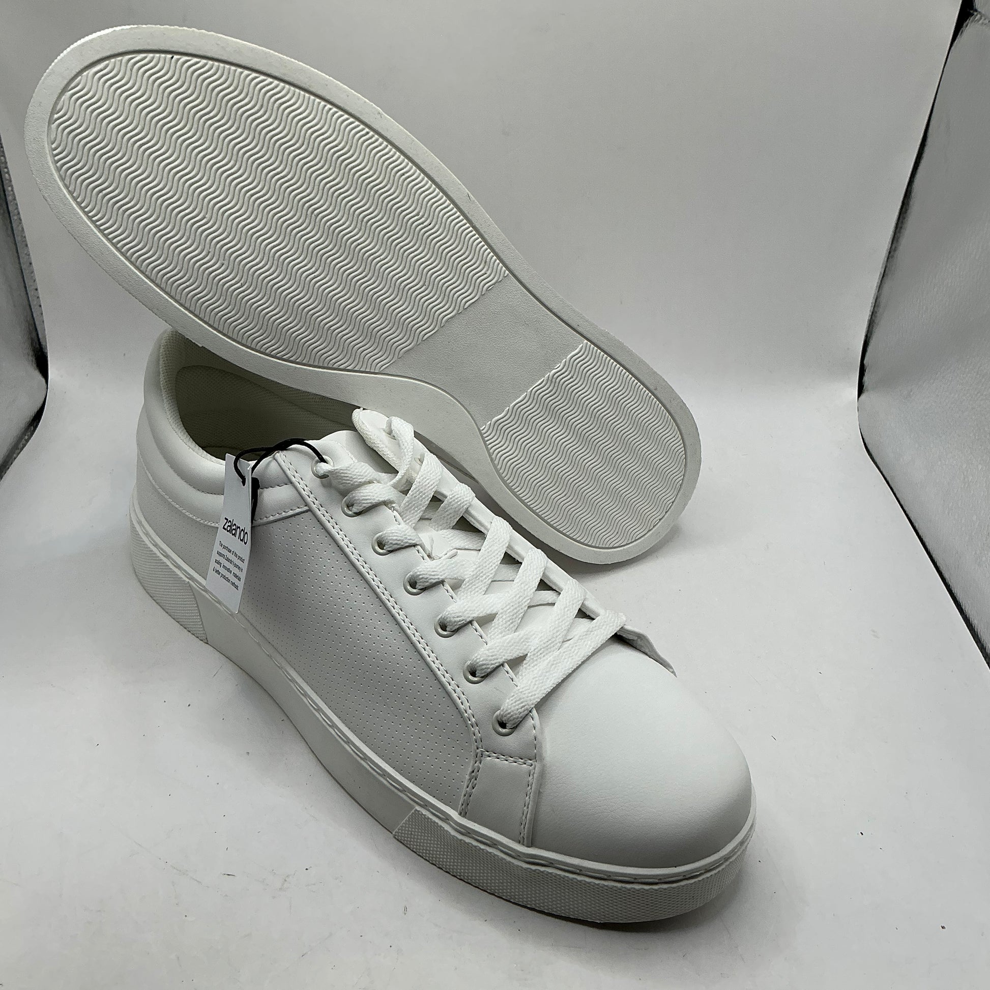 Pier one white mens trainers