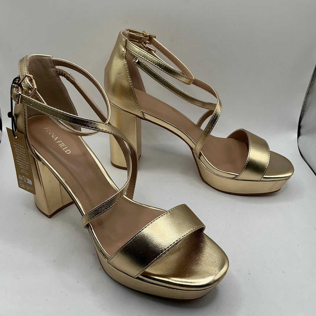 Anna Field, Gold platform sandals
