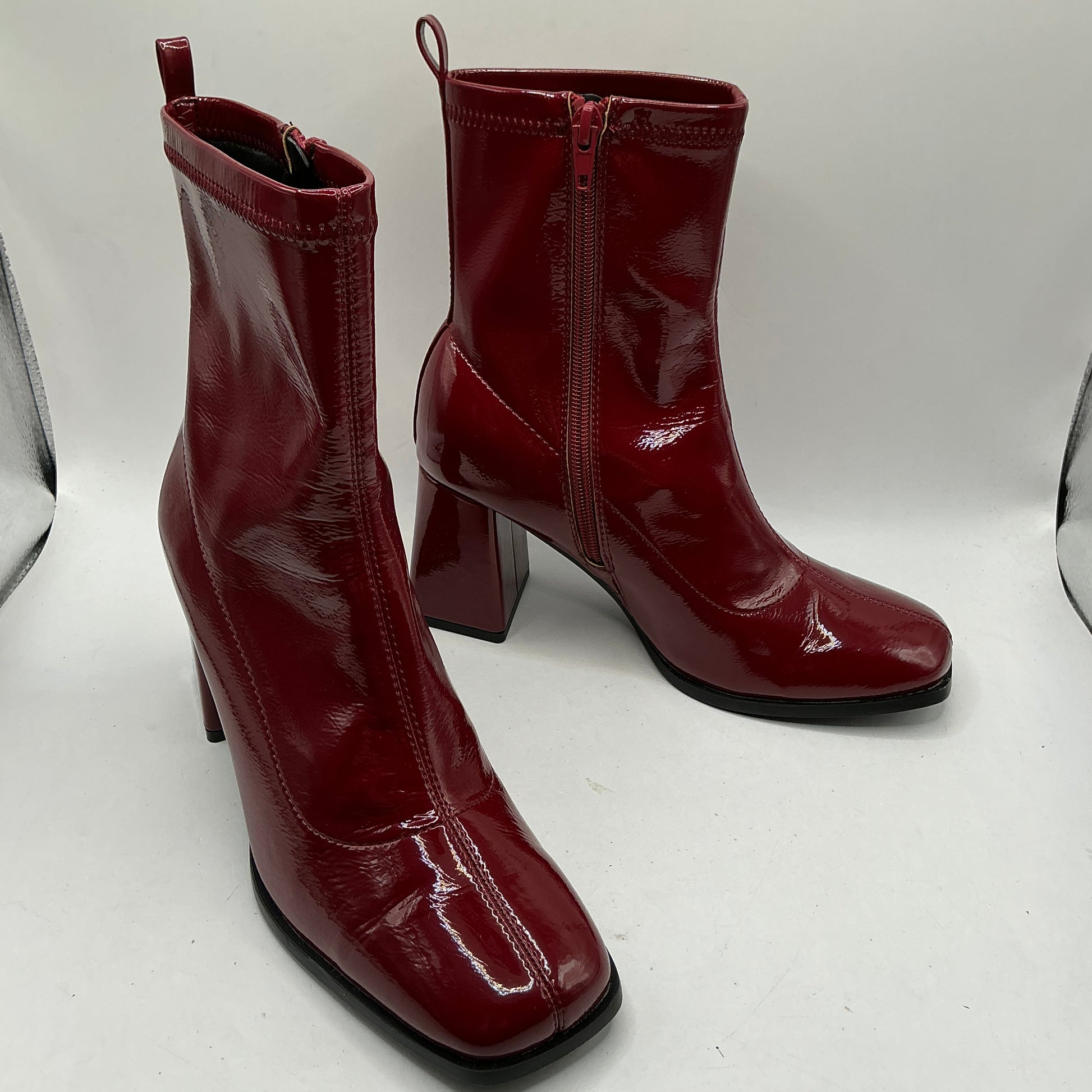 Even&Odd, Red ankle boots