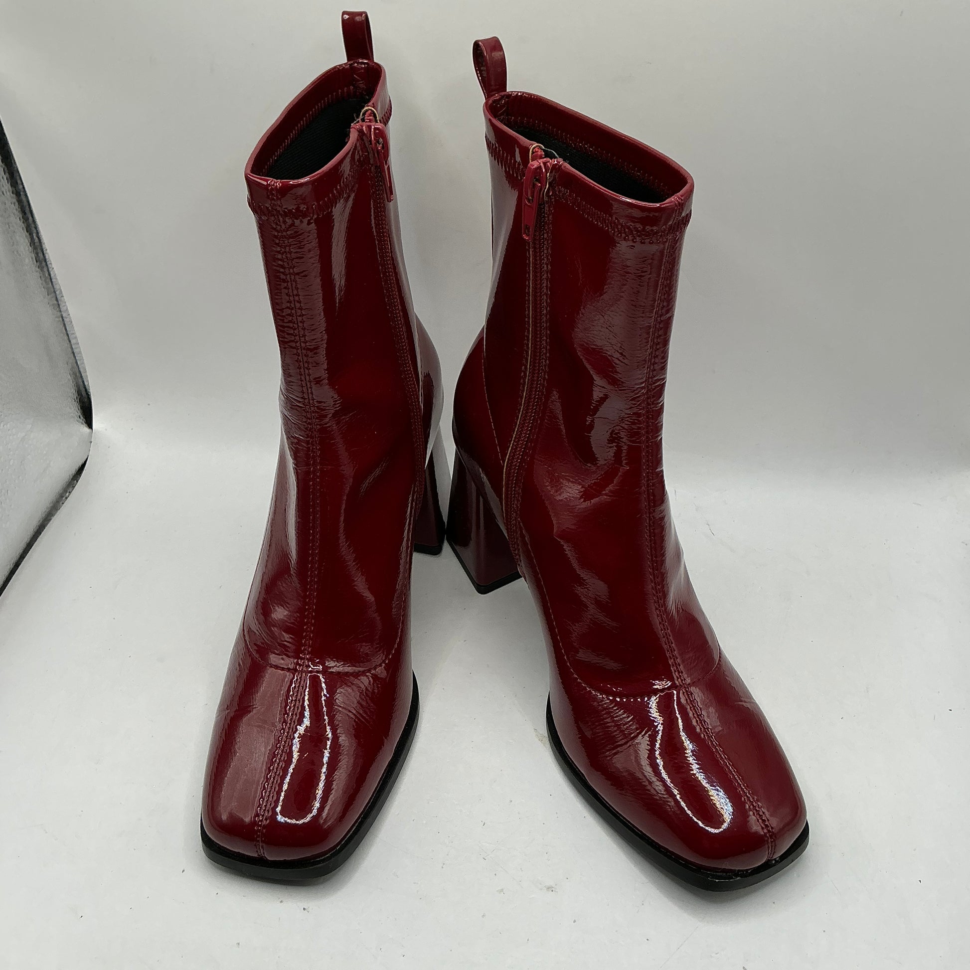 Even&Odd, Red ankle boots