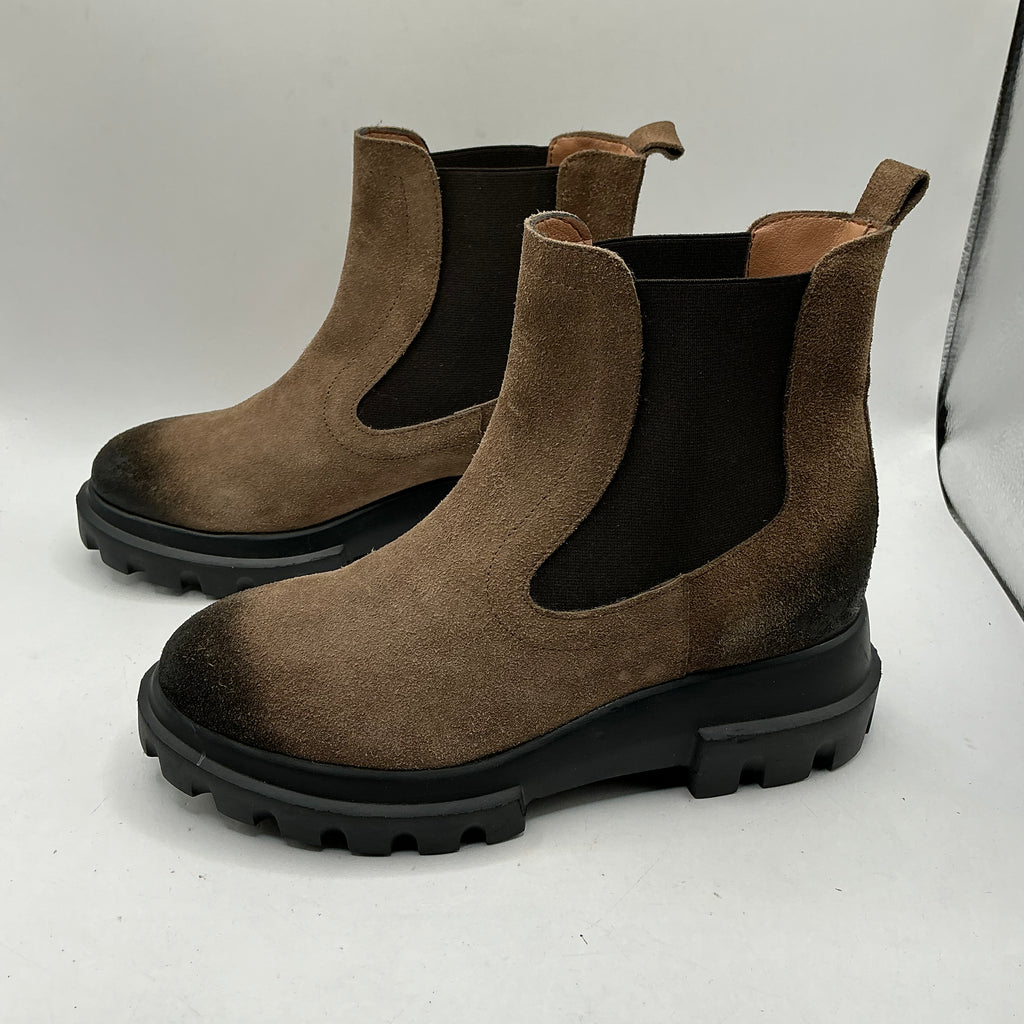 Brown suede chunky lightweight ankle boots