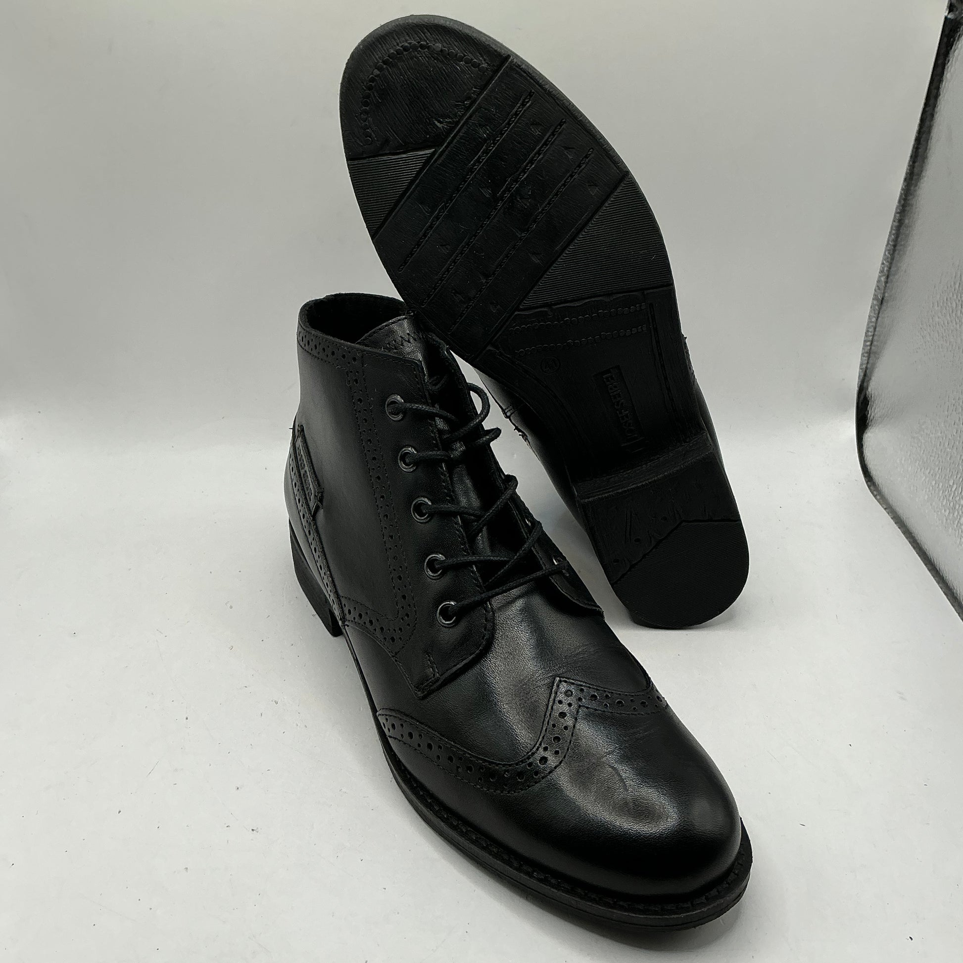 Josef Seibel, Simona 08 ladies brogue ankle boots