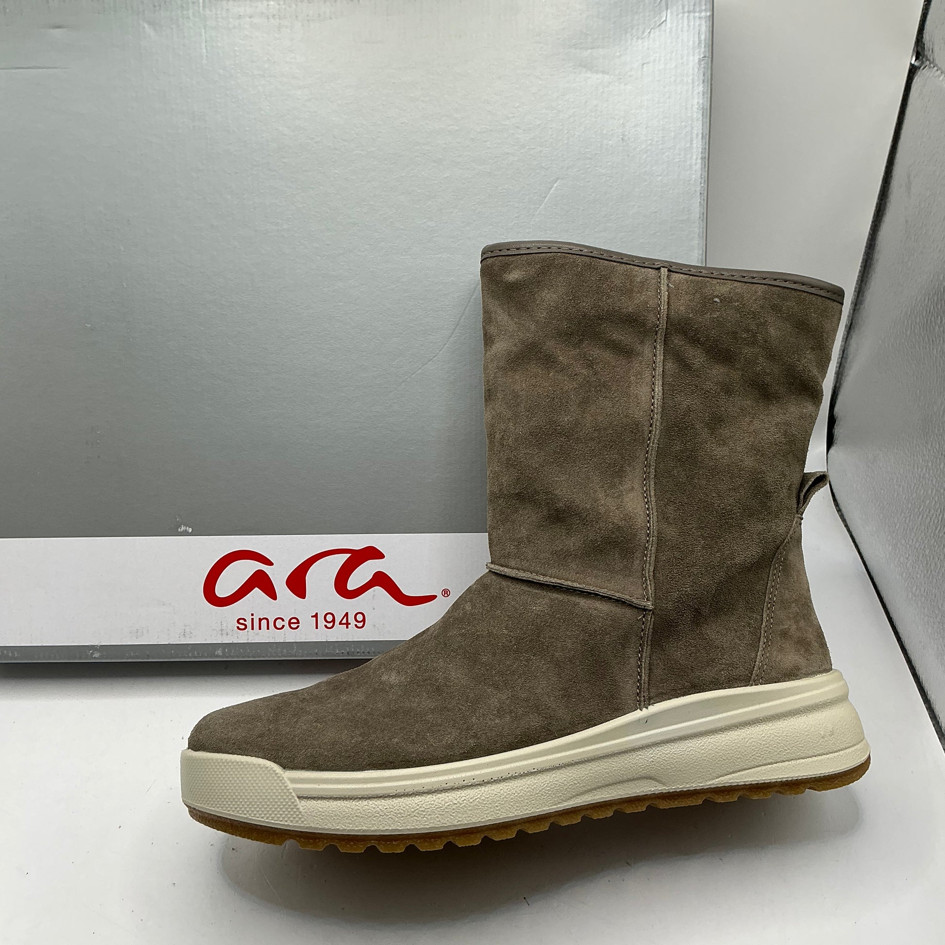 Ara, Aspen, suede ankle boots with warm lining