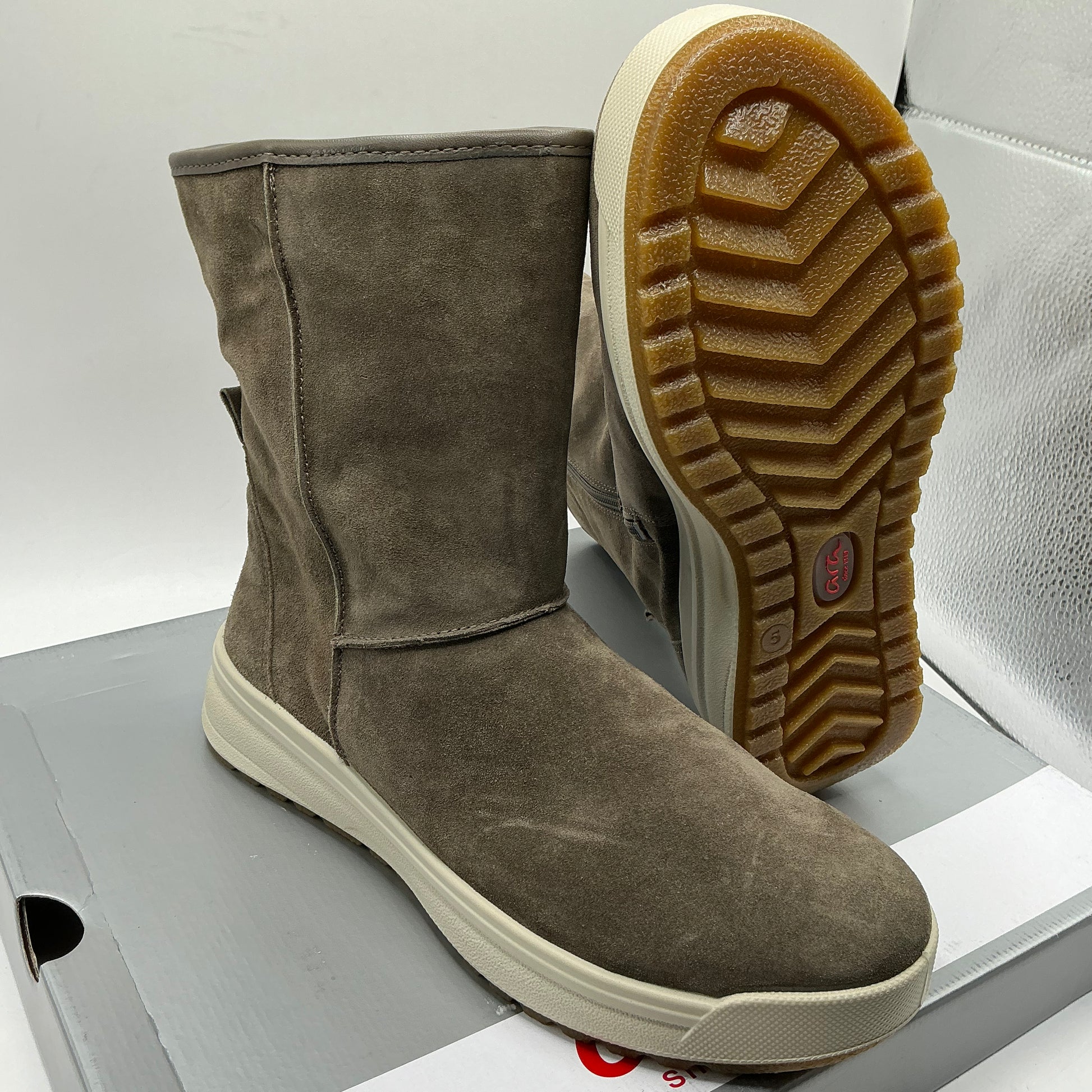 Ara, Aspen, suede ankle boots with warm lining