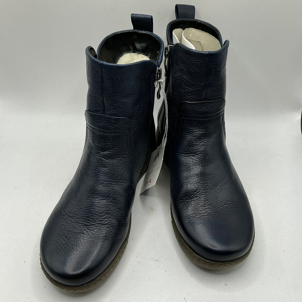 Ara, Dakota, soft navy leather ankle boots with warm wool lining