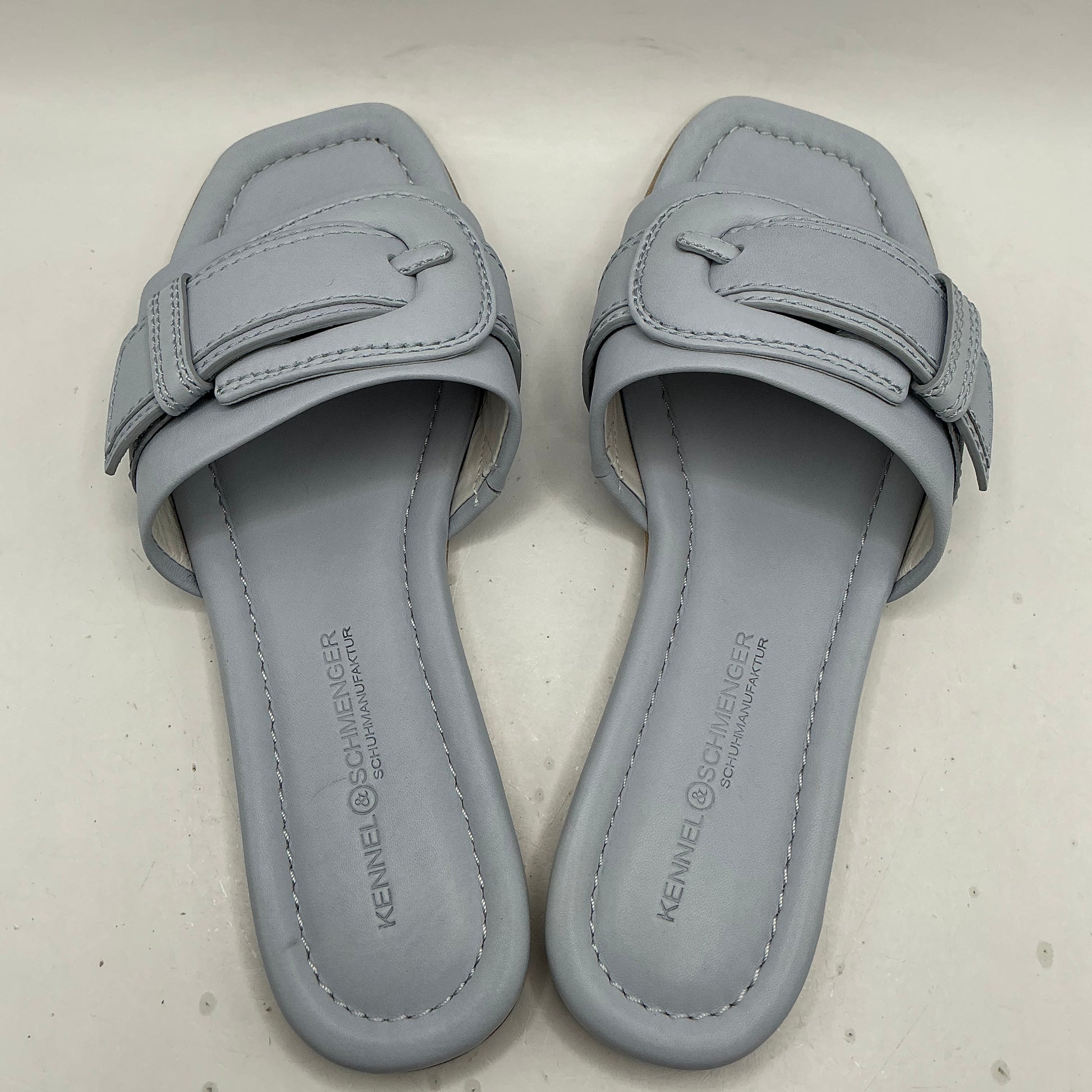 Kennel & Schmenger, Holly, beautiful all leather light blue sandals