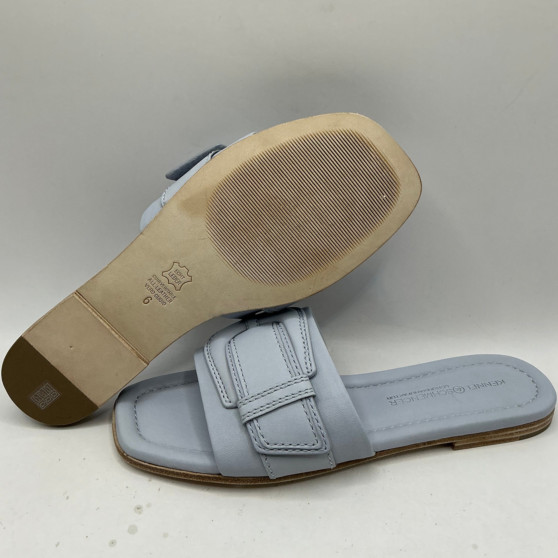 Kennel & Schmenger, Holly, beautiful all leather light blue sandals