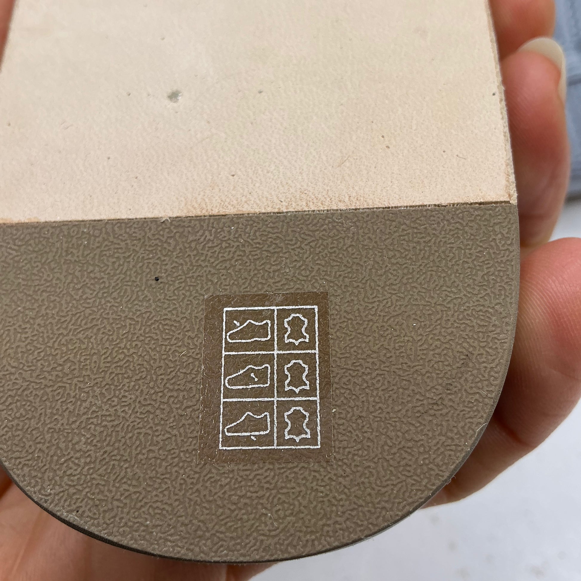 Kennel & Schmenger, Holly, beautiful all leather light blue sandals