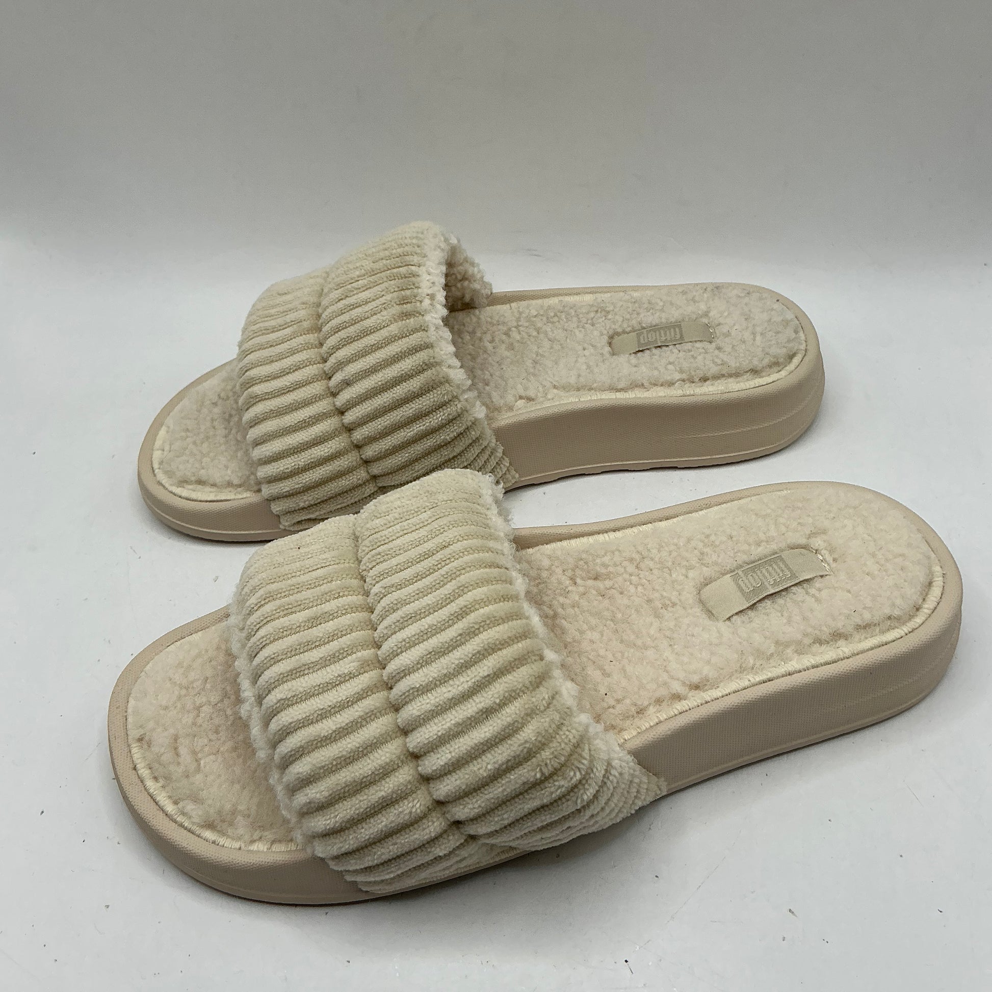 FitFlop
Womens Iqushion Fleece-lined Corduroy Slides, ivory