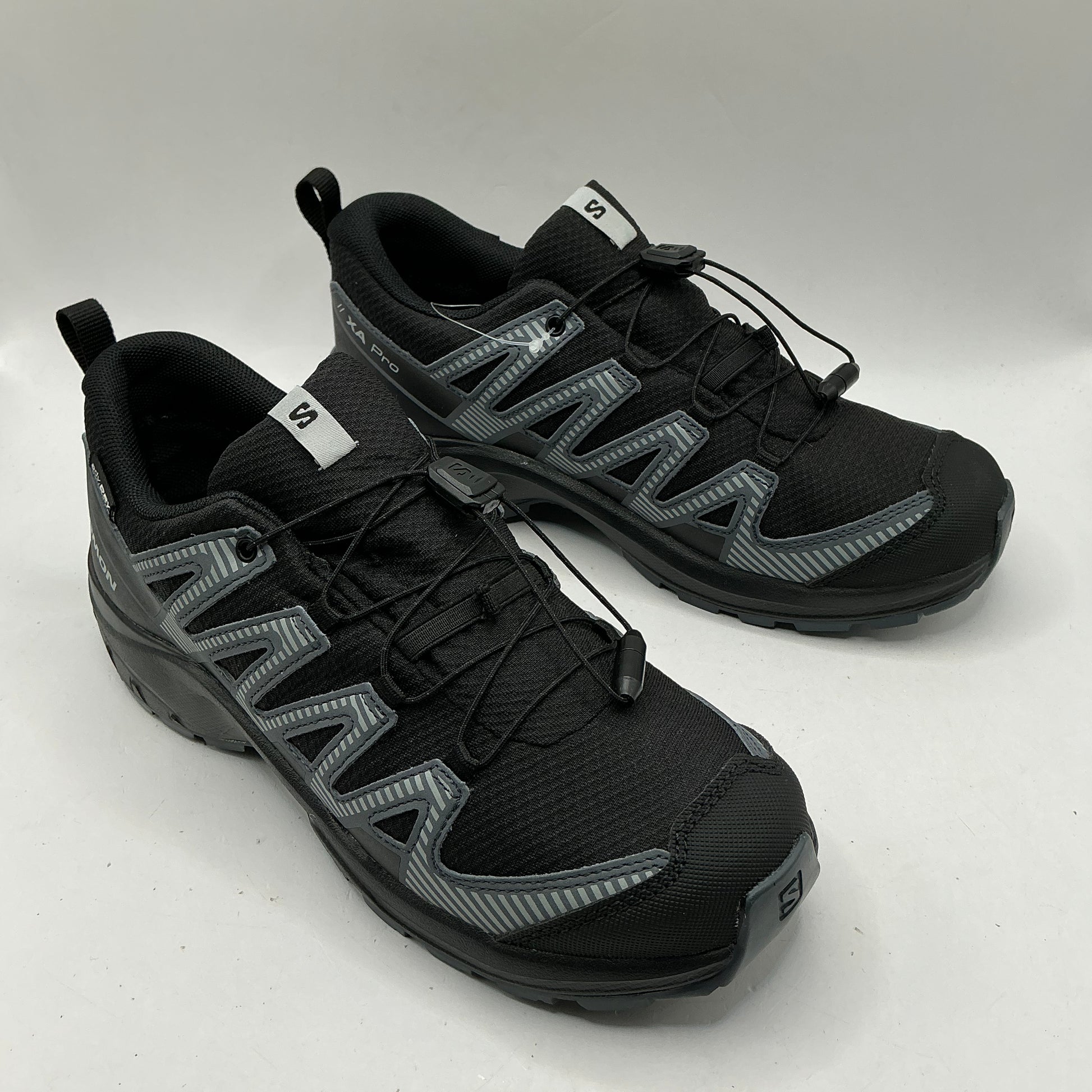 Salomon XA Pro V8 Waterproof trainers