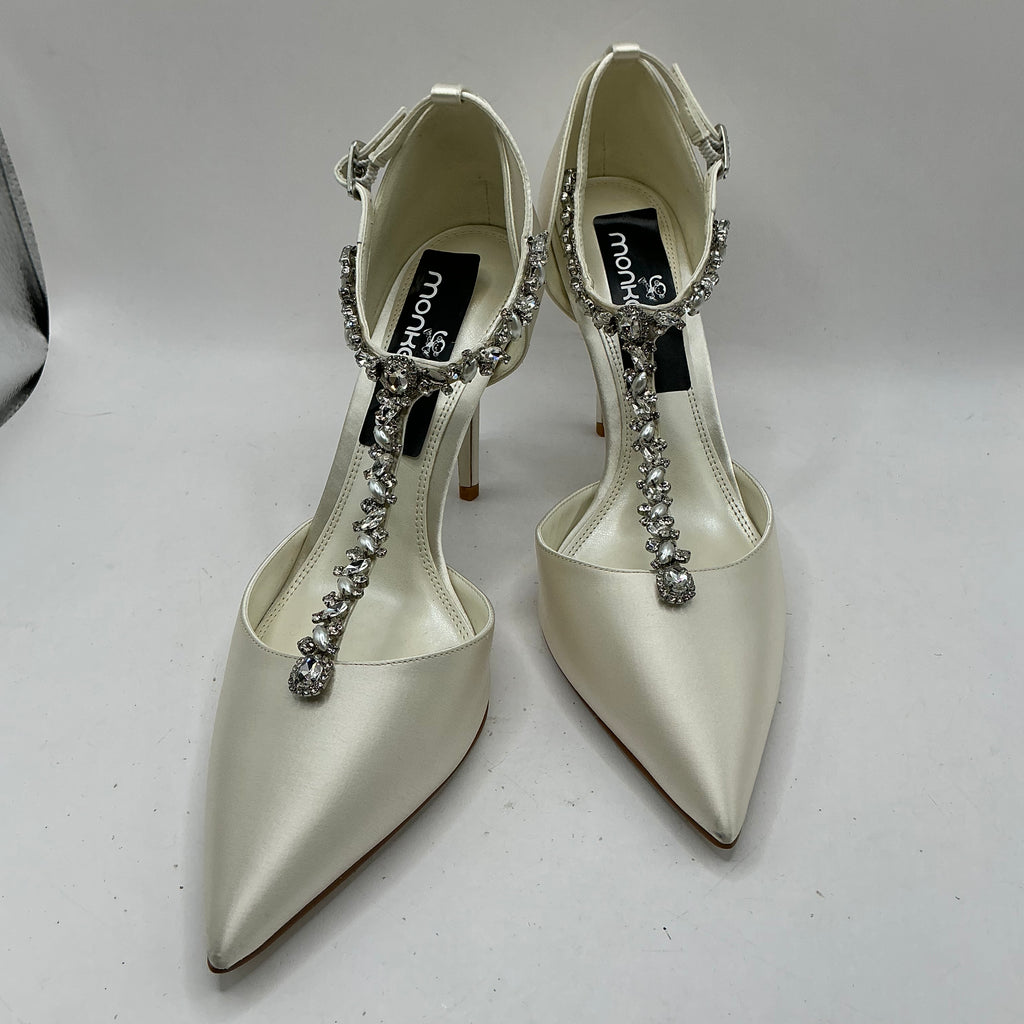 Ivory Satin Bridal Shoes, with Crystal and Pearl style embellishments, wedding, Bridesmaid