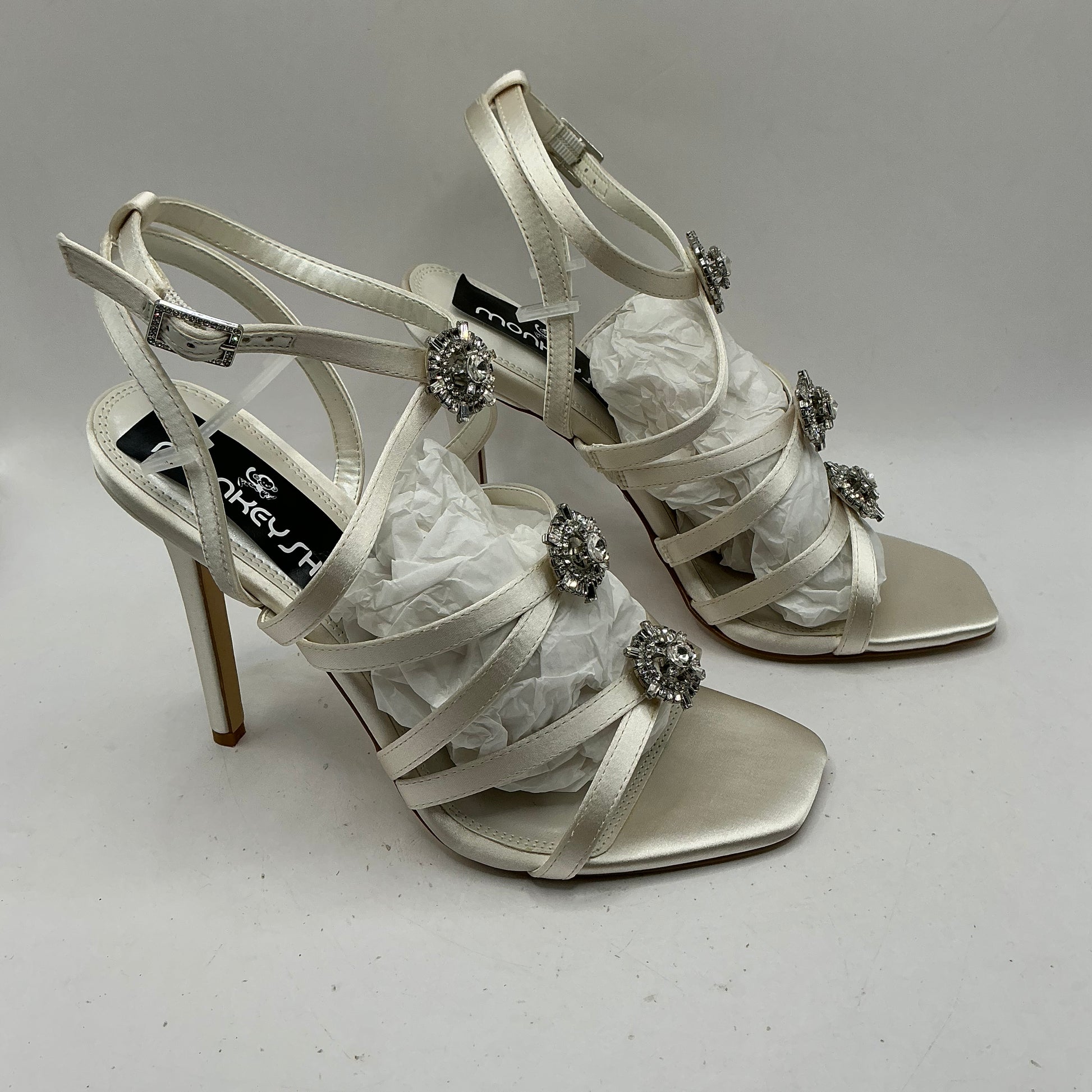 Ivory Satin Wedding Shoes, with Crystal embellishments, Wedding, Bridesmaid